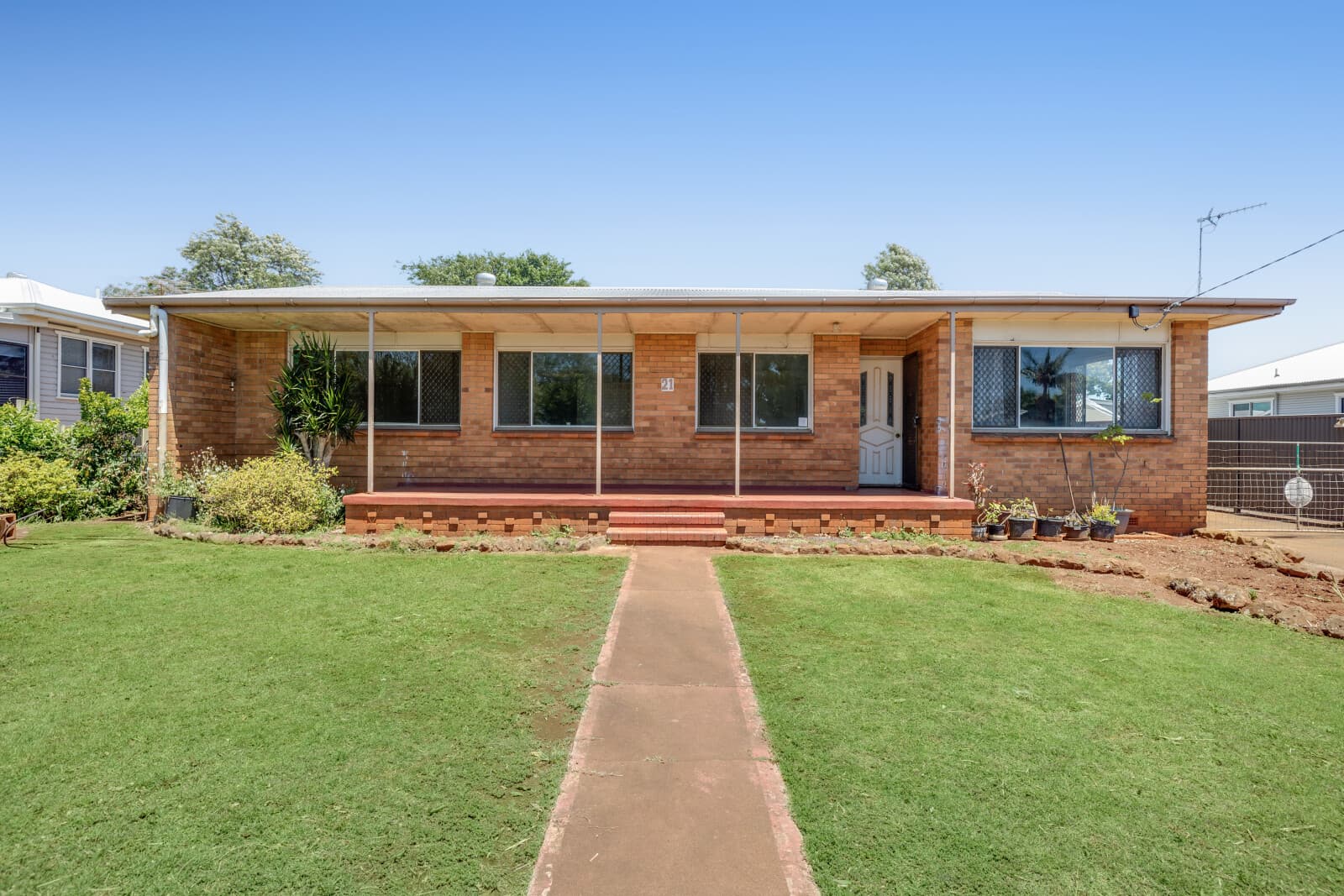 21 Merritt Street Harristown QLD 4350, Harristown - Thumbnail 2