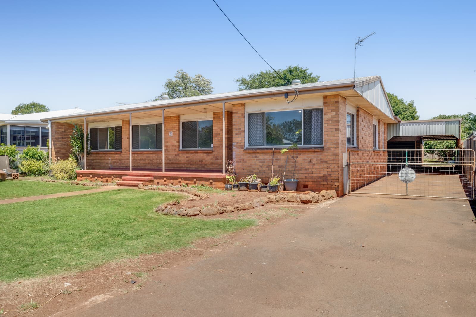 21 Merritt Street Harristown QLD 4350, Harristown - Thumbnail 3