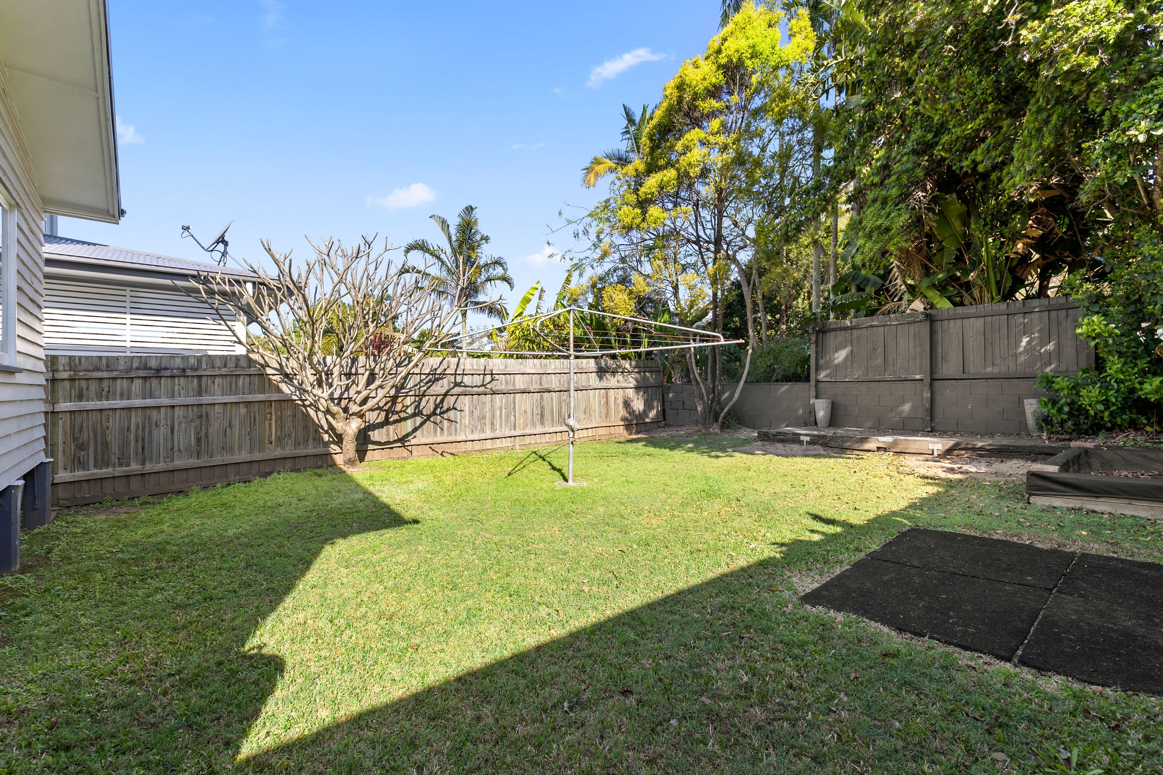 211 Long Street East , Graceville QLD 4075, Graceville - Thumbnail 8