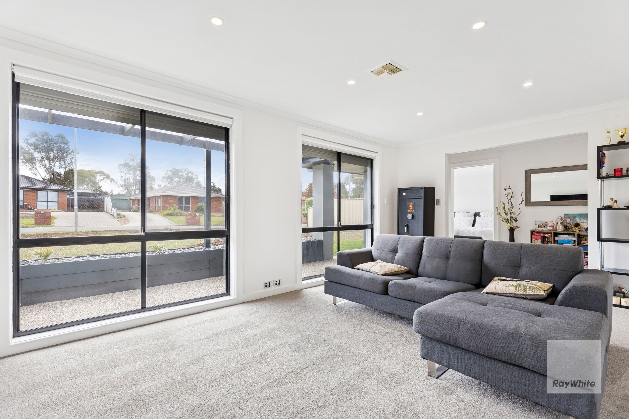 2 Ventnor Place , Keilor Downs VIC 3038, Keilor Downs - Thumbnail 2