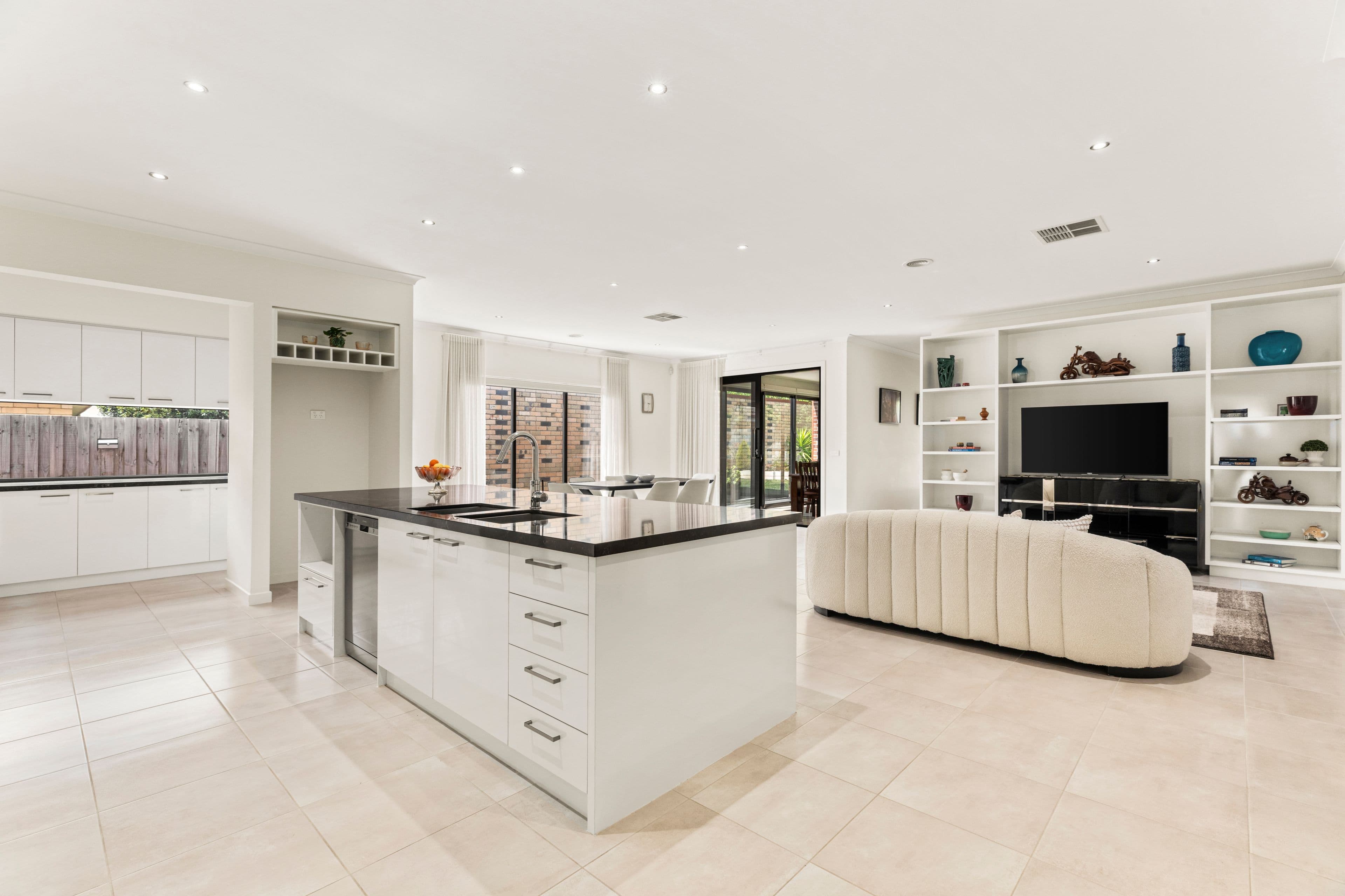 16 Leumear Street , Oakleigh East VIC 3166, Oakleigh East - Thumbnail 4