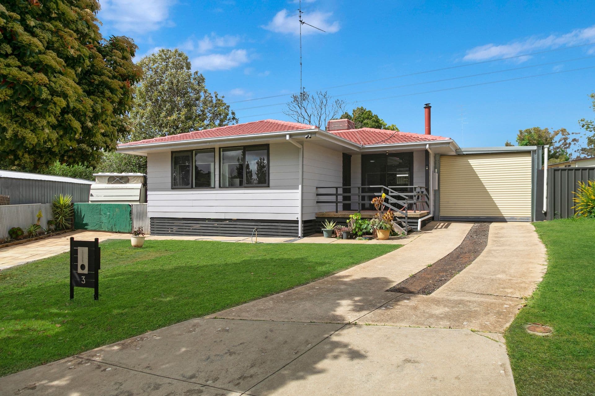 3 Phoenix Court , Clare SA 5453, Clare - Image 1
