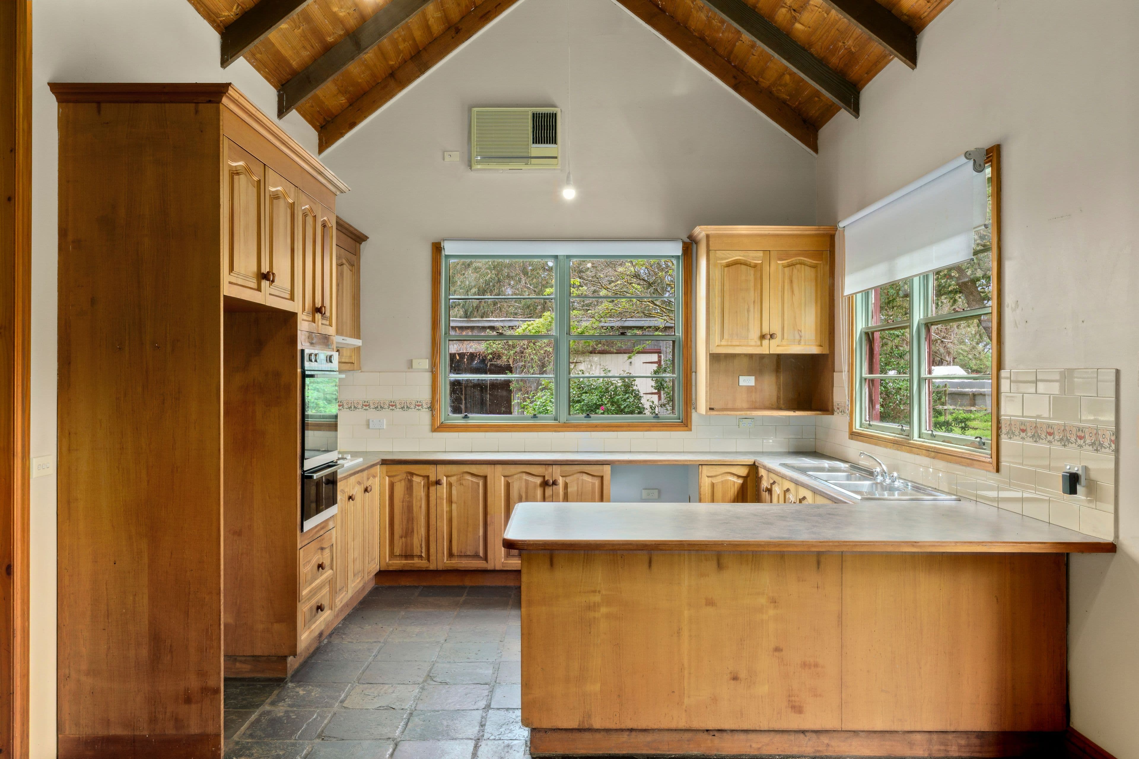 18 Mackinnons Bridge Road , Noorat VIC 3265, Noorat - Thumbnail 2