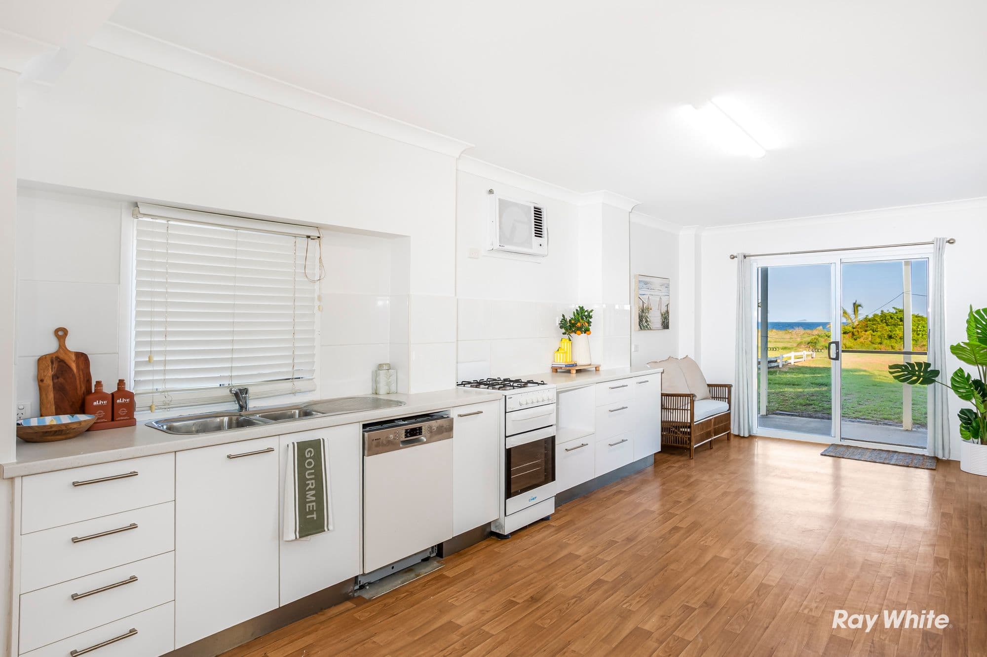 41 Todd Avenue , Yeppoon QLD 4703, Yeppoon - Thumbnail 5