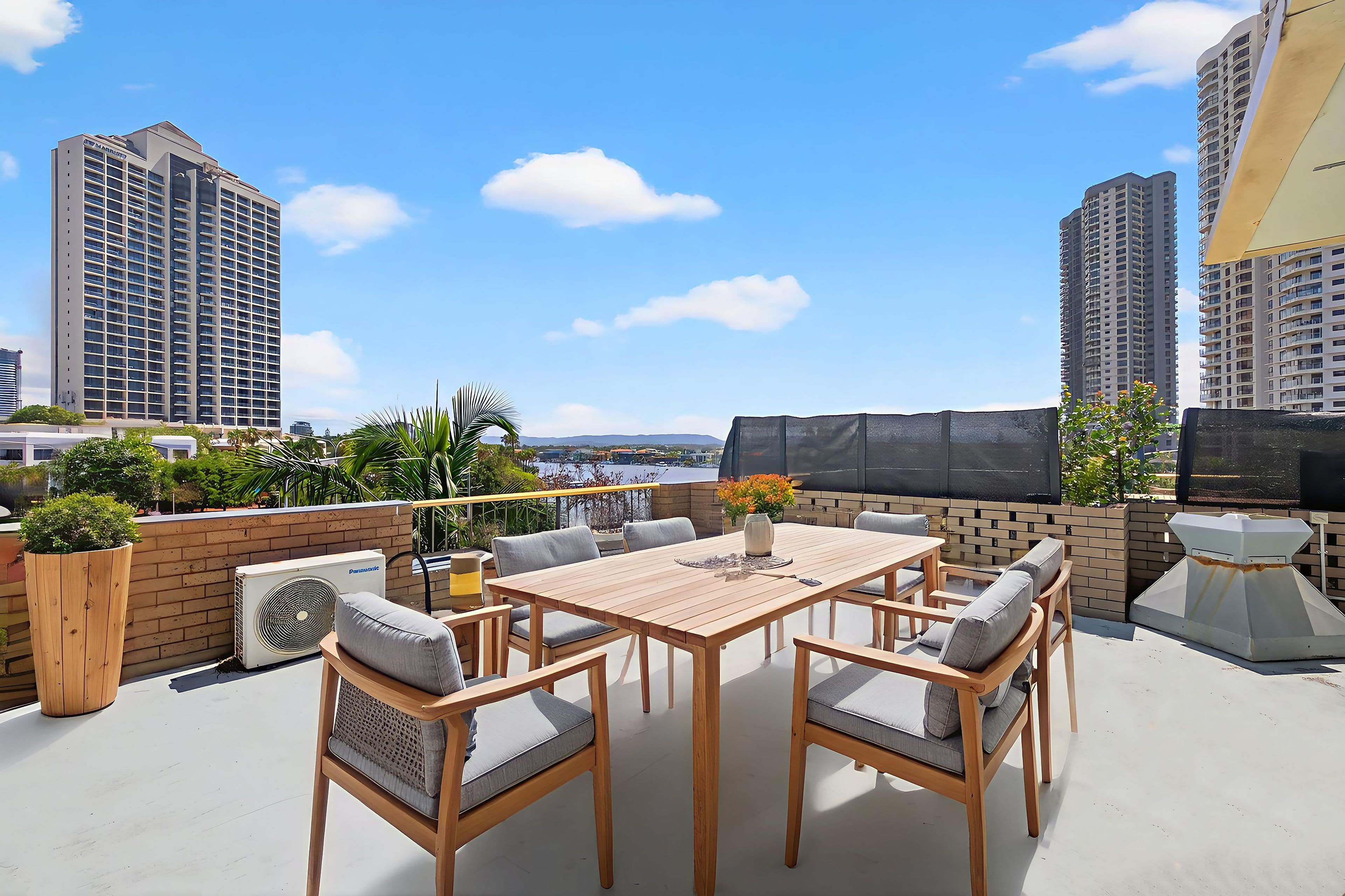 186 Ferny Avenue , Surfers Paradise QLD 4217, Surfers Paradise - Image 1