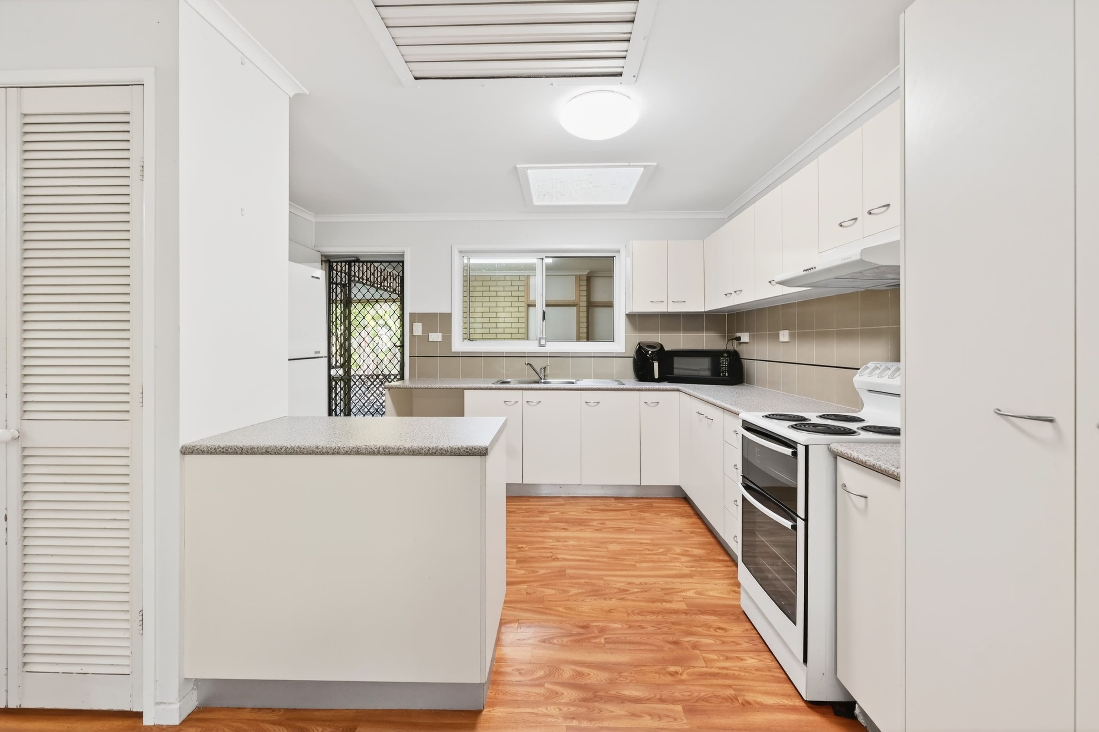 85 Toolakea Beach Road , Bluewater QLD 4818, Bluewater - Thumbnail 2