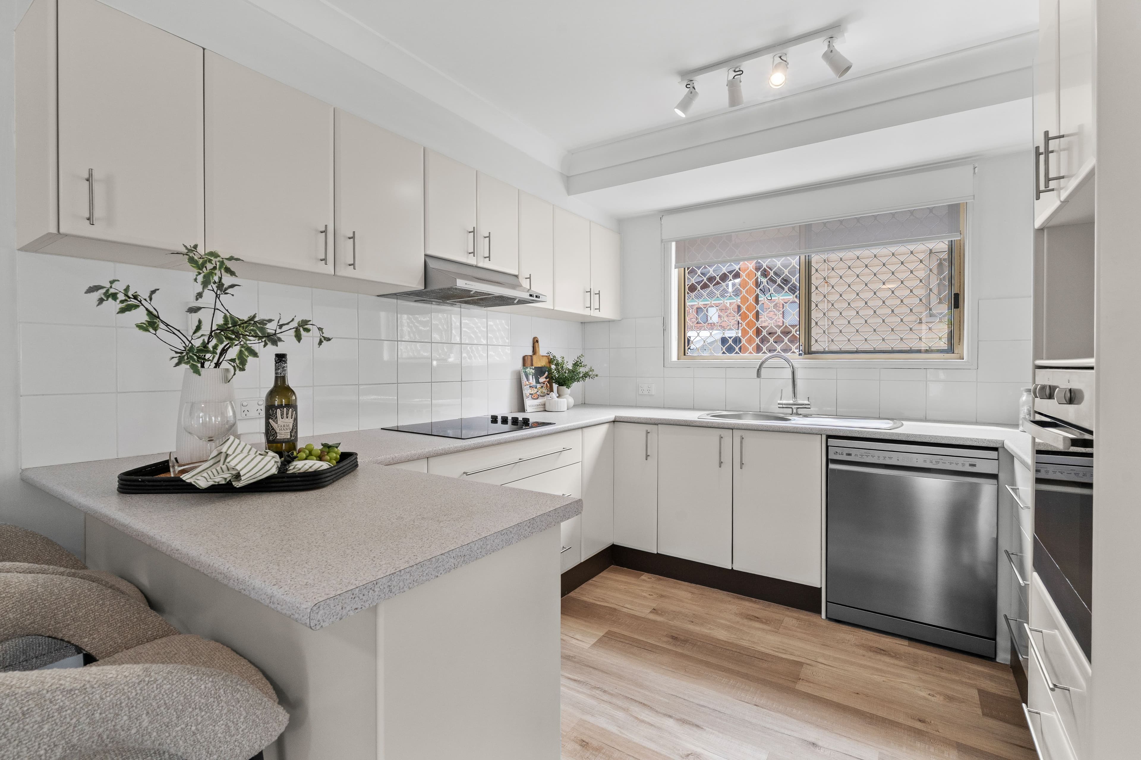 21 Baker Avenue , Labrador QLD 4215, Labrador - Thumbnail 4