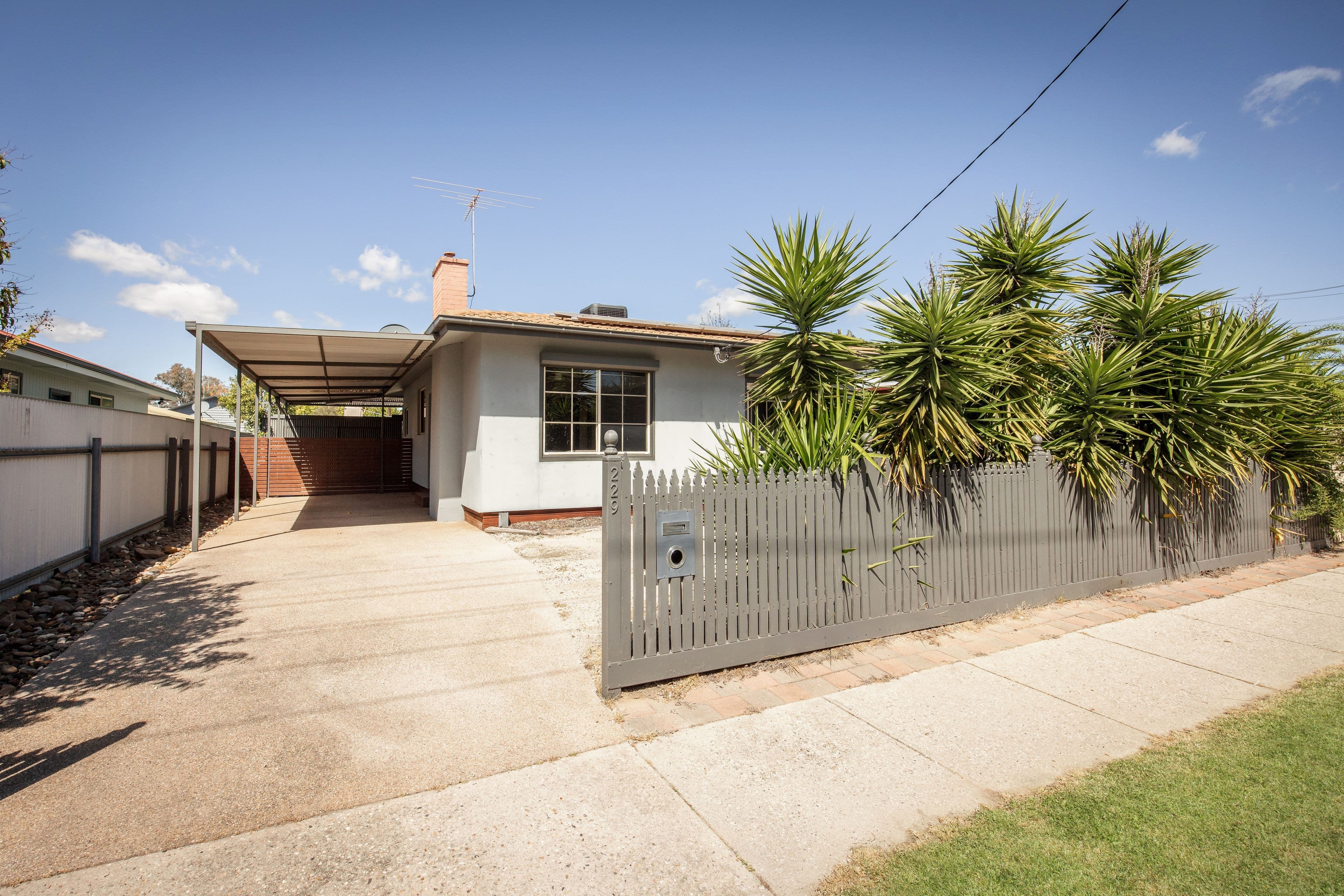 229 Lawrence Street , Wodonga VIC 3690, Wodonga - Thumbnail 2