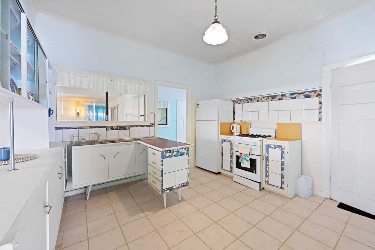 37 Ainsworth Street, Geraldton - Thumbnail 6
