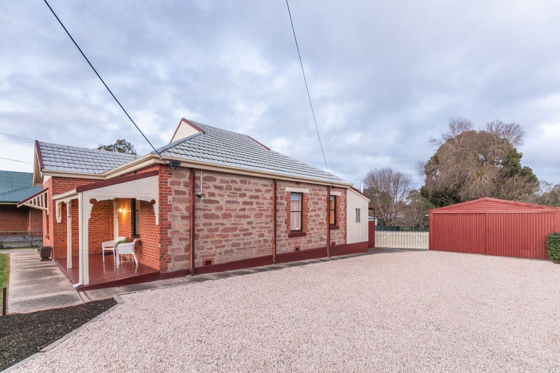 3 Albert Road, MOUNT BARKER, SA 5251, Mount Barker - Thumbnail 2