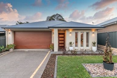 17 Weld Crescent, MOUNT BARKER, SA 5251, Mount Barker - Image 1