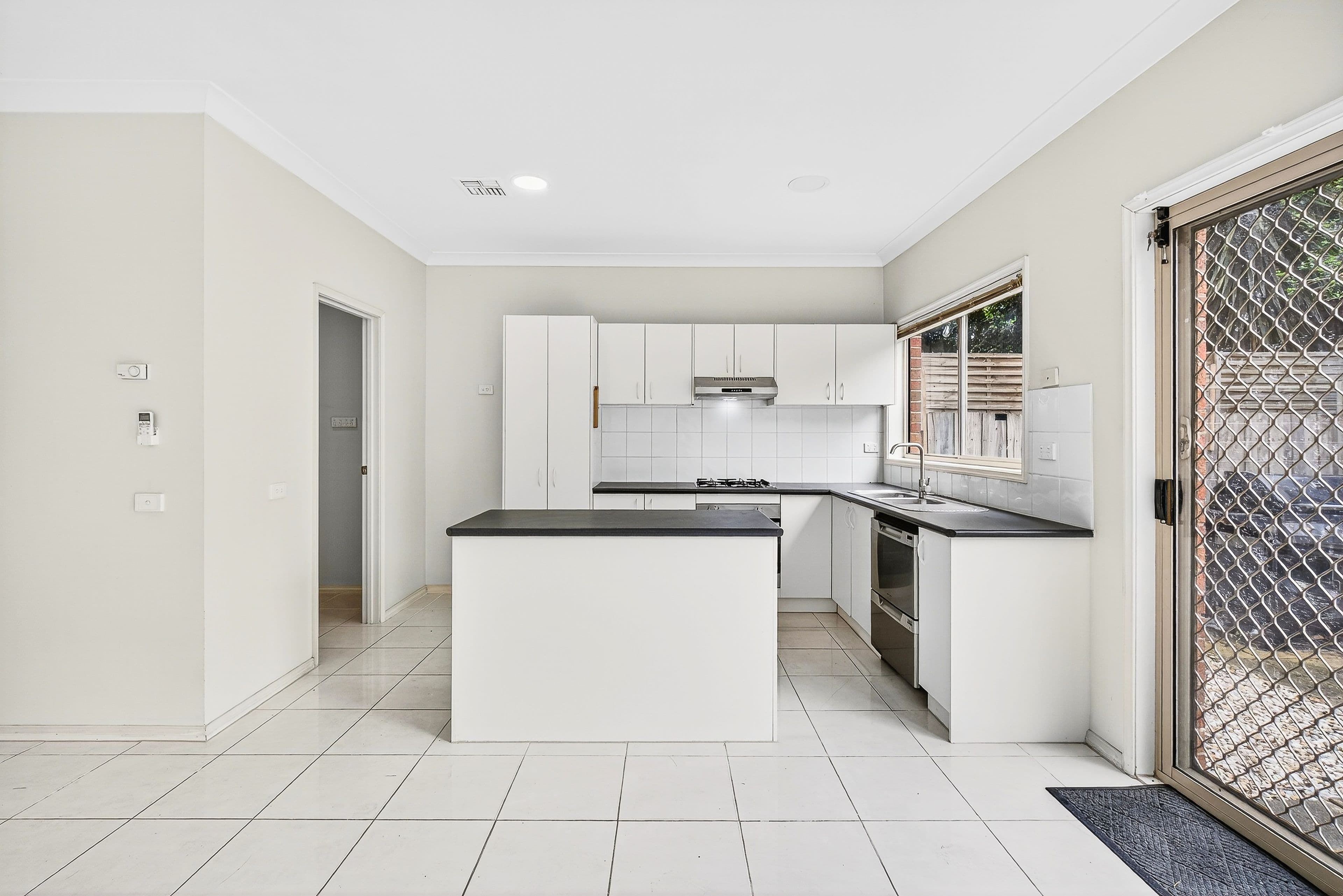 12 Grant Close , Berwick VIC 3806, Berwick - Thumbnail 5