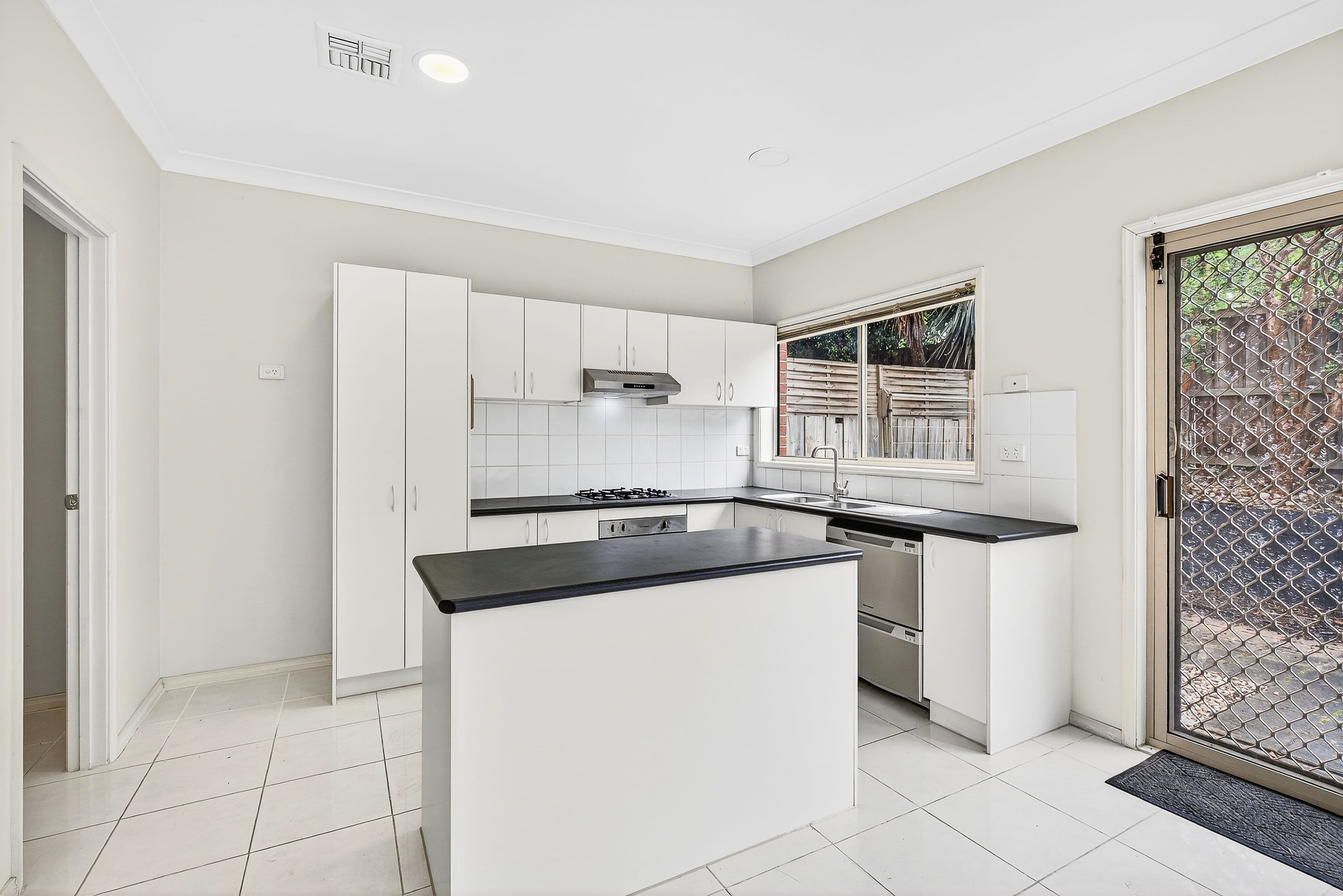 12 Grant Close , Berwick VIC 3806, Berwick - Thumbnail 6