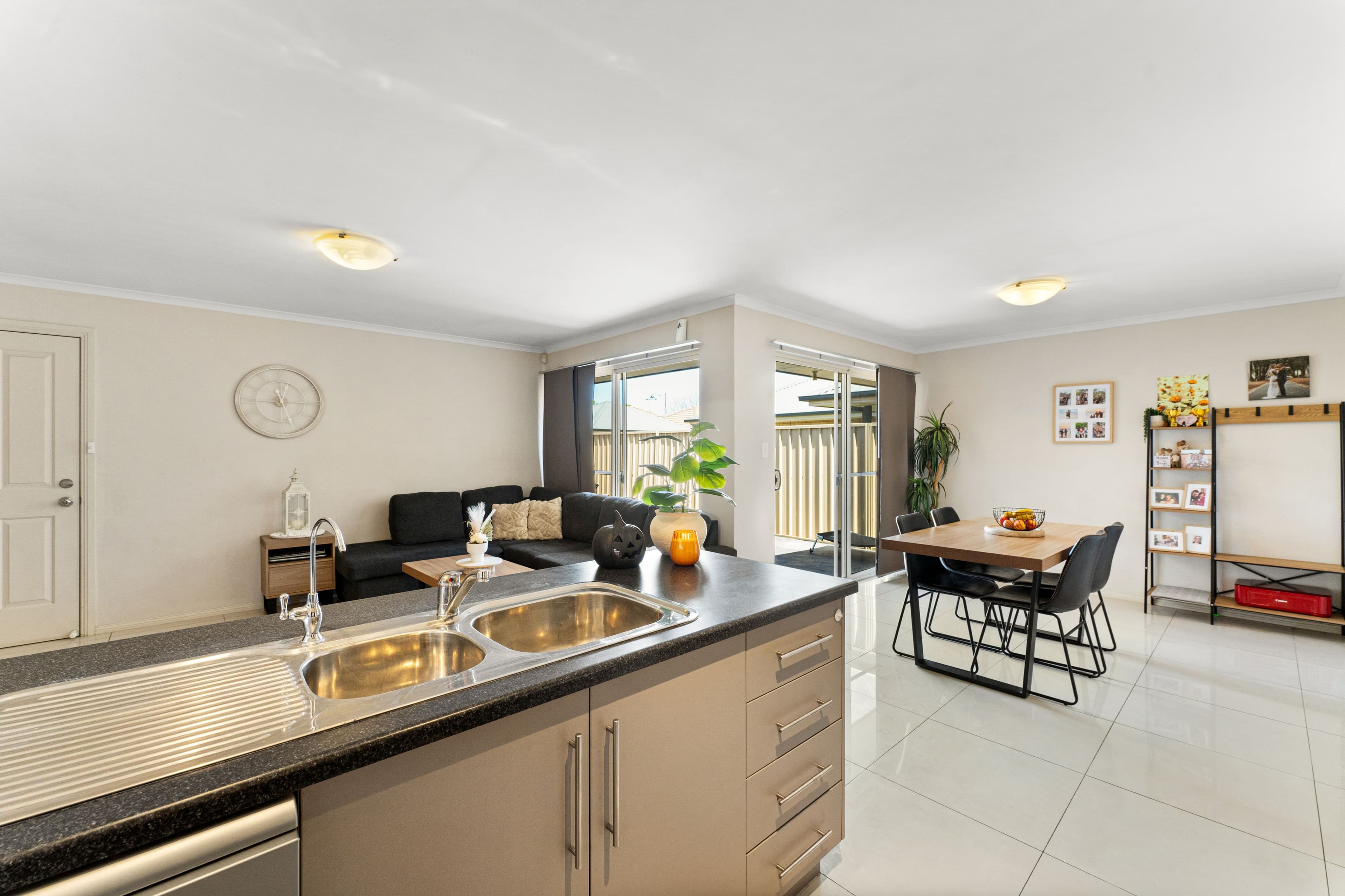 11 Whiteley Street , Munno Para SA 5115, Munno Para - Thumbnail 2
