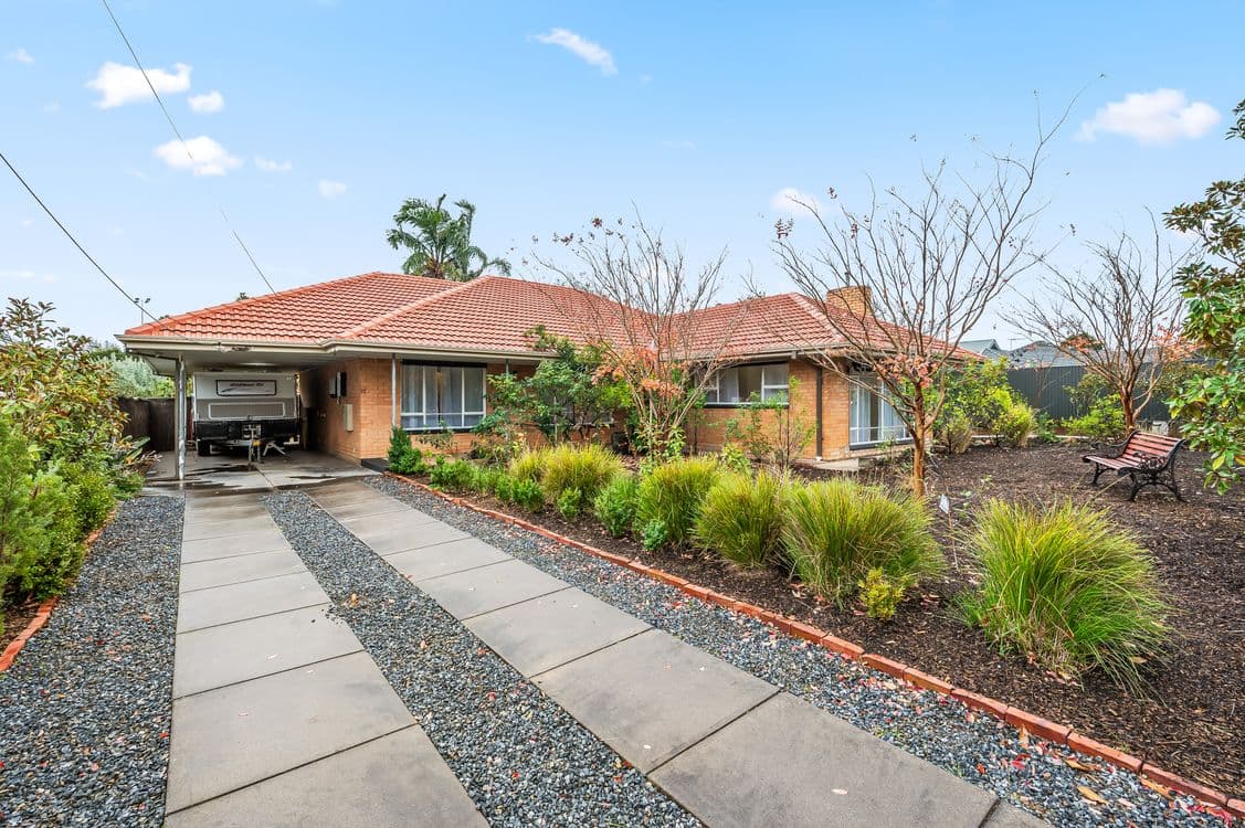 26 Adam Avenue, BELLEVUE HEIGHTS, SA 5050, Bellevue Heights - Image 1