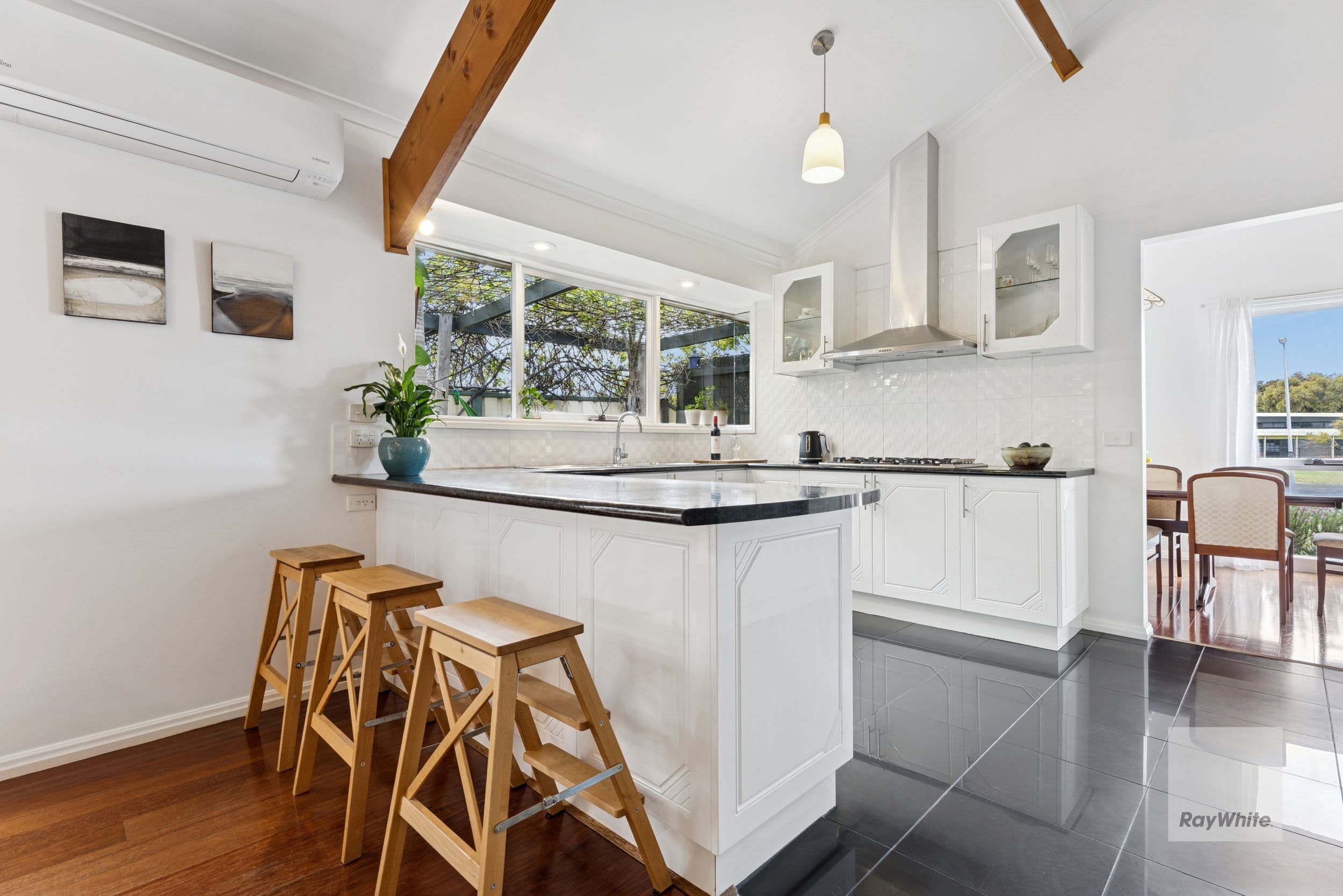 28 Morcambe Crescent , Keilor Downs VIC 3038, Keilor Downs - Thumbnail 3