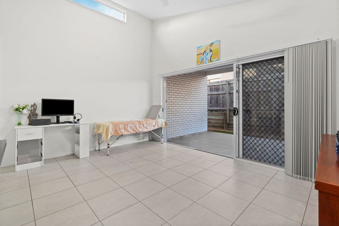 8 Zen Court, SPRINGFIELD LAKES, QLD 4300, Springfield Lakes - Thumbnail 3