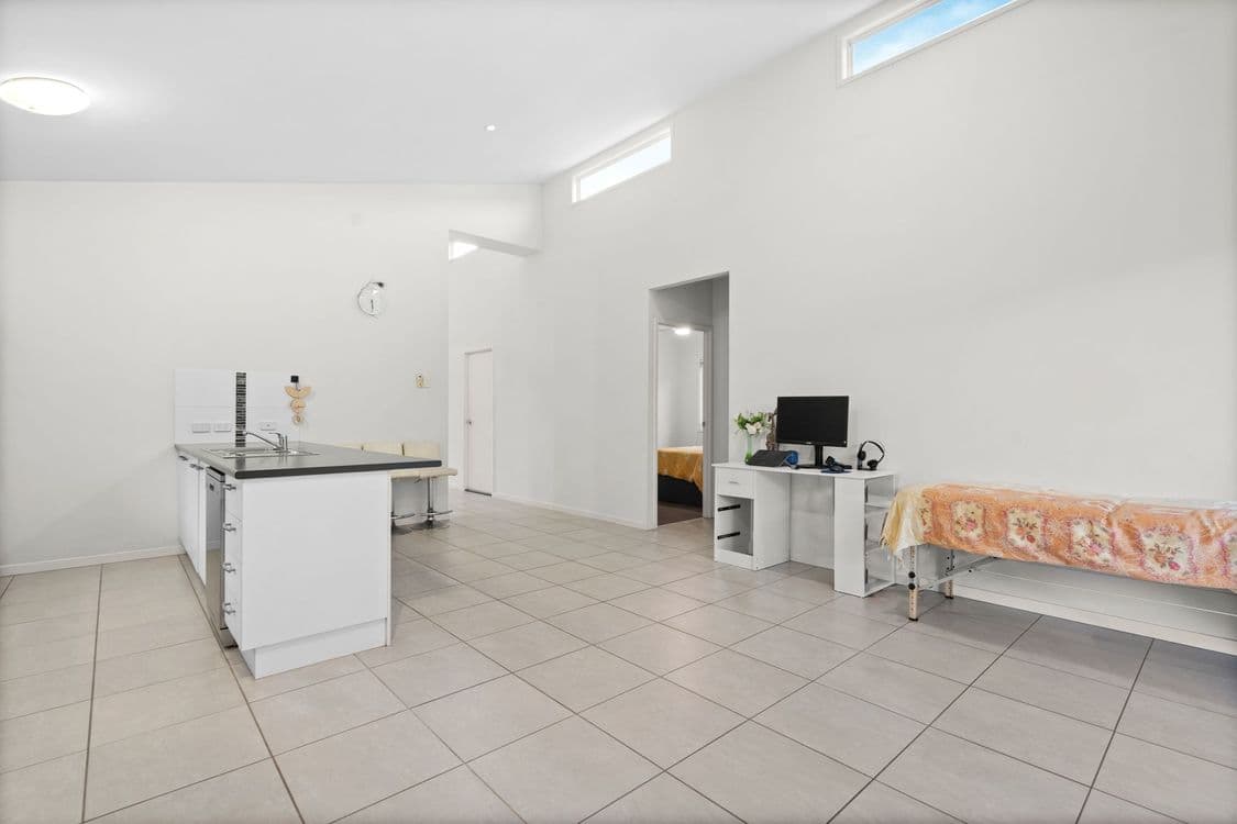 8 Zen Court, SPRINGFIELD LAKES, QLD 4300, Springfield Lakes - Thumbnail 4