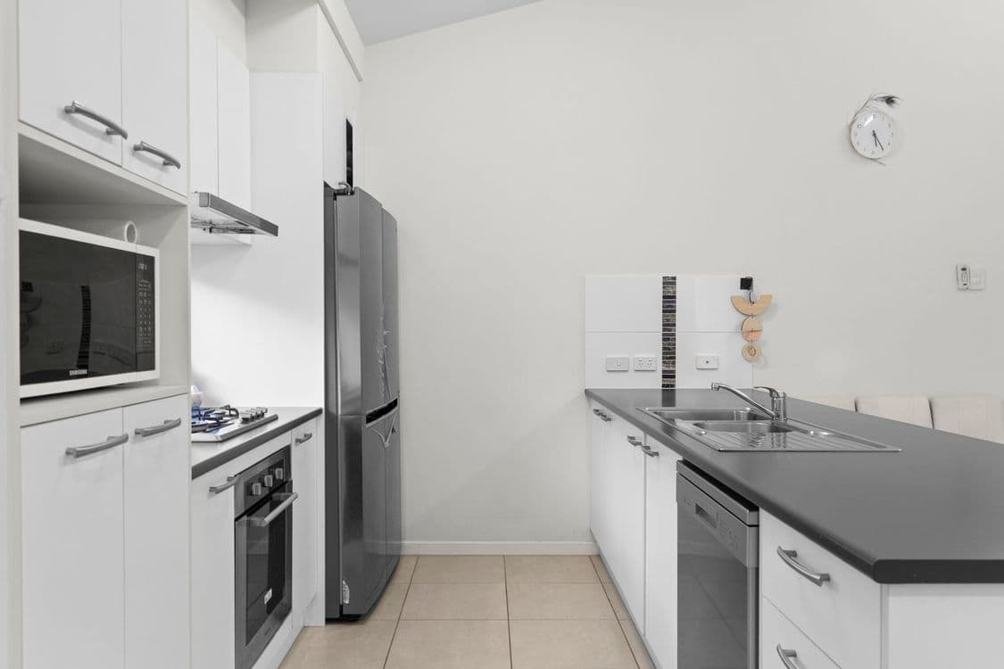 8 Zen Court, SPRINGFIELD LAKES, QLD 4300, Springfield Lakes - Thumbnail 5