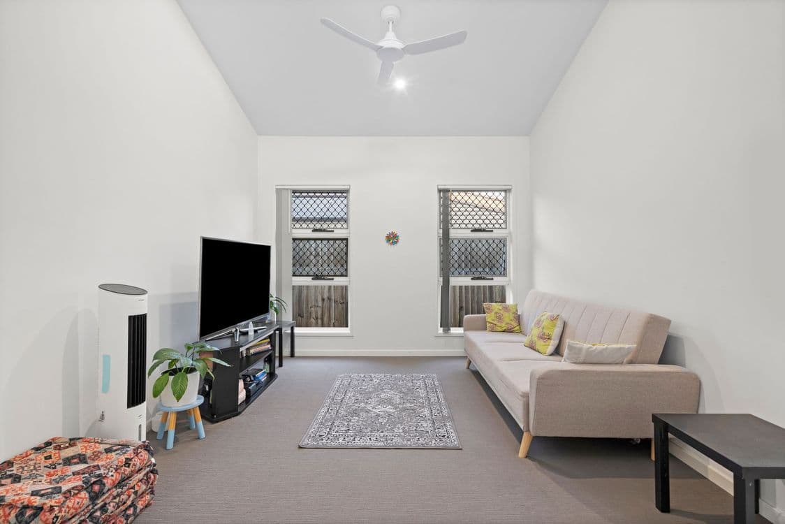 8 Zen Court, SPRINGFIELD LAKES, QLD 4300, Springfield Lakes - Thumbnail 7