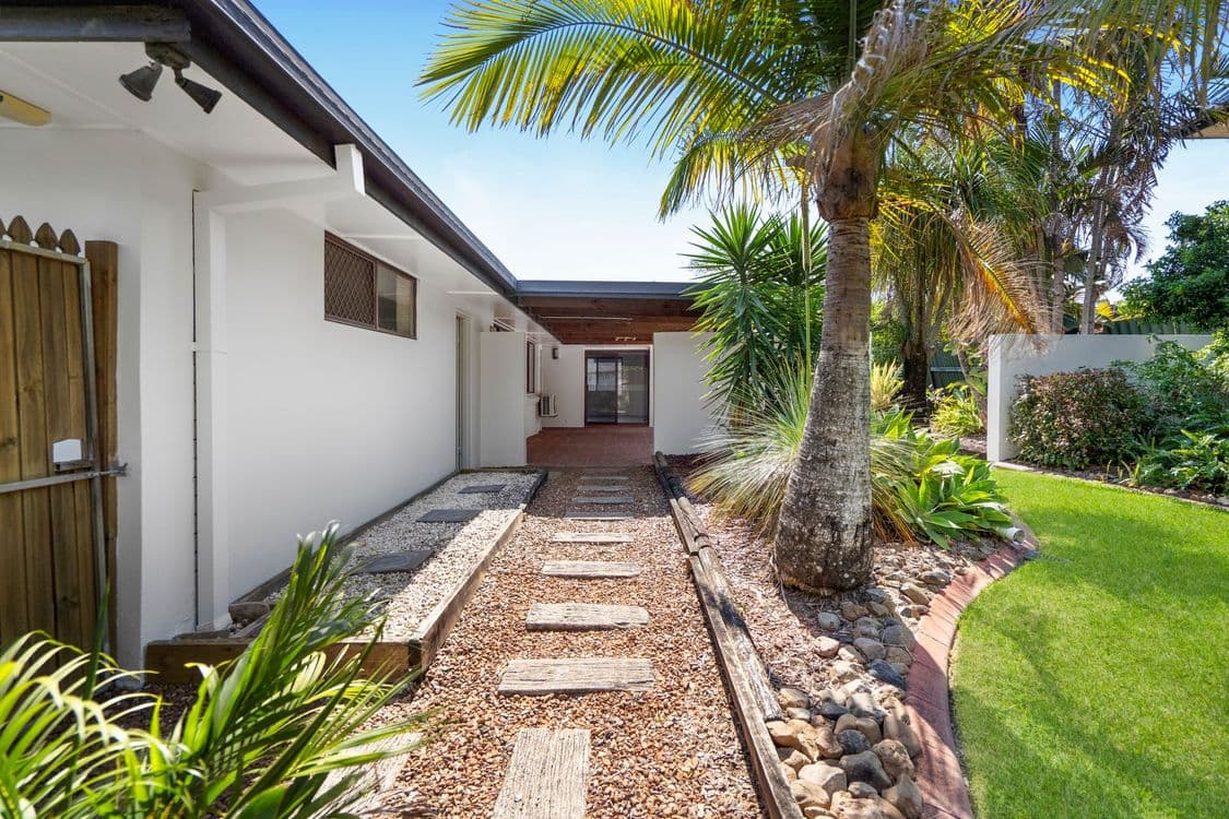 21 Bonewood Street, ALGESTER, QLD 4115, Algester - Thumbnail 2