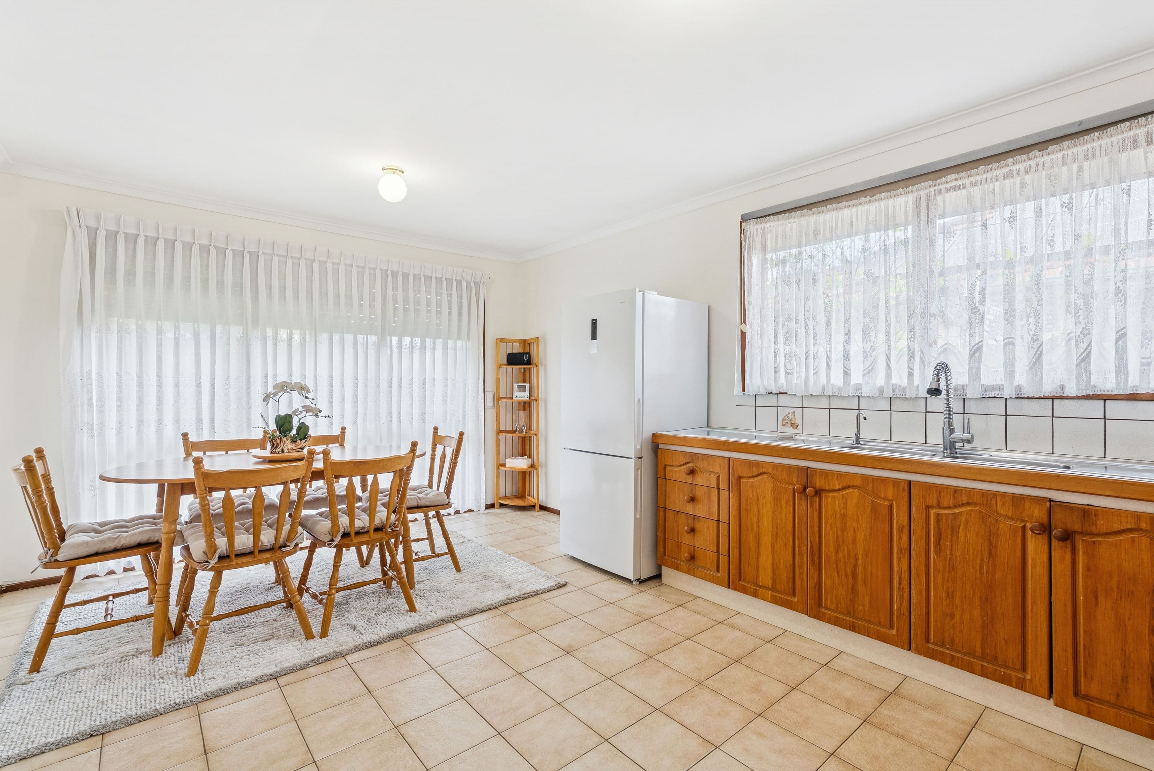 27 Whitelaw Street , Reservoir VIC 3073, Reservoir - Thumbnail 6