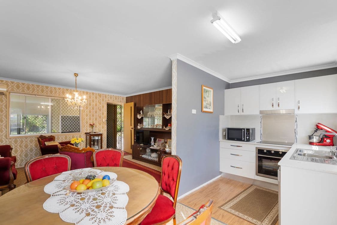 9 Barakee Street, CRESTMEAD, QLD 4132, Crestmead - Thumbnail 2