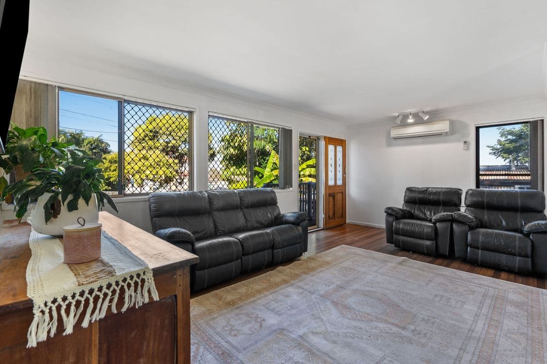18 Welbeck Street, LOGAN CENTRAL, QLD 4114, Logan Central - Thumbnail 3
