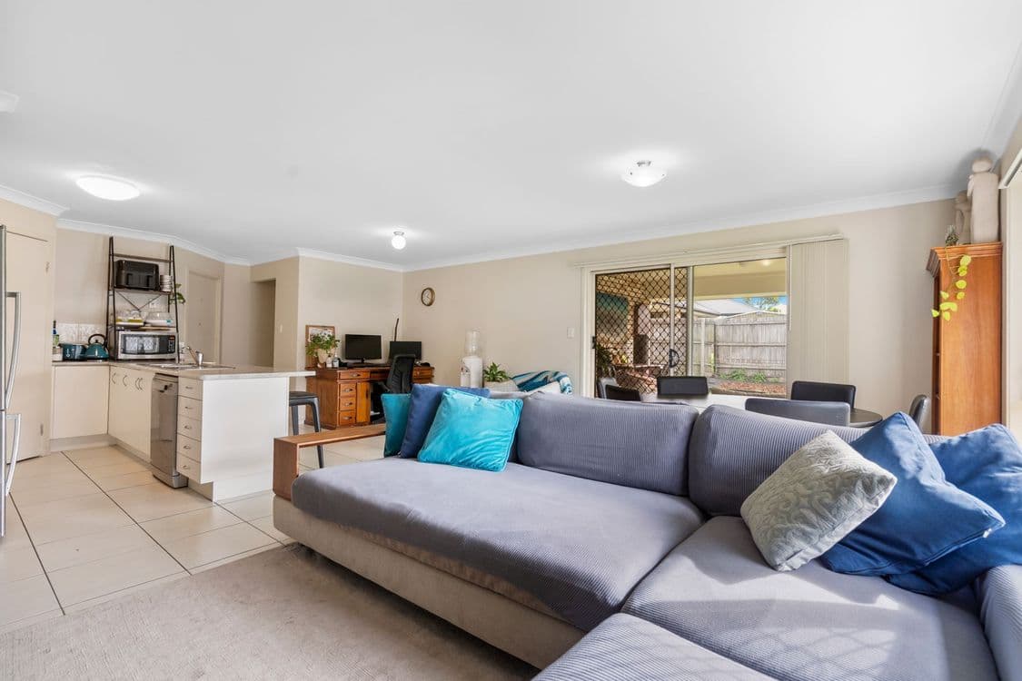 51 Lockyer Place, CRESTMEAD, QLD 4132, Crestmead - Thumbnail 2