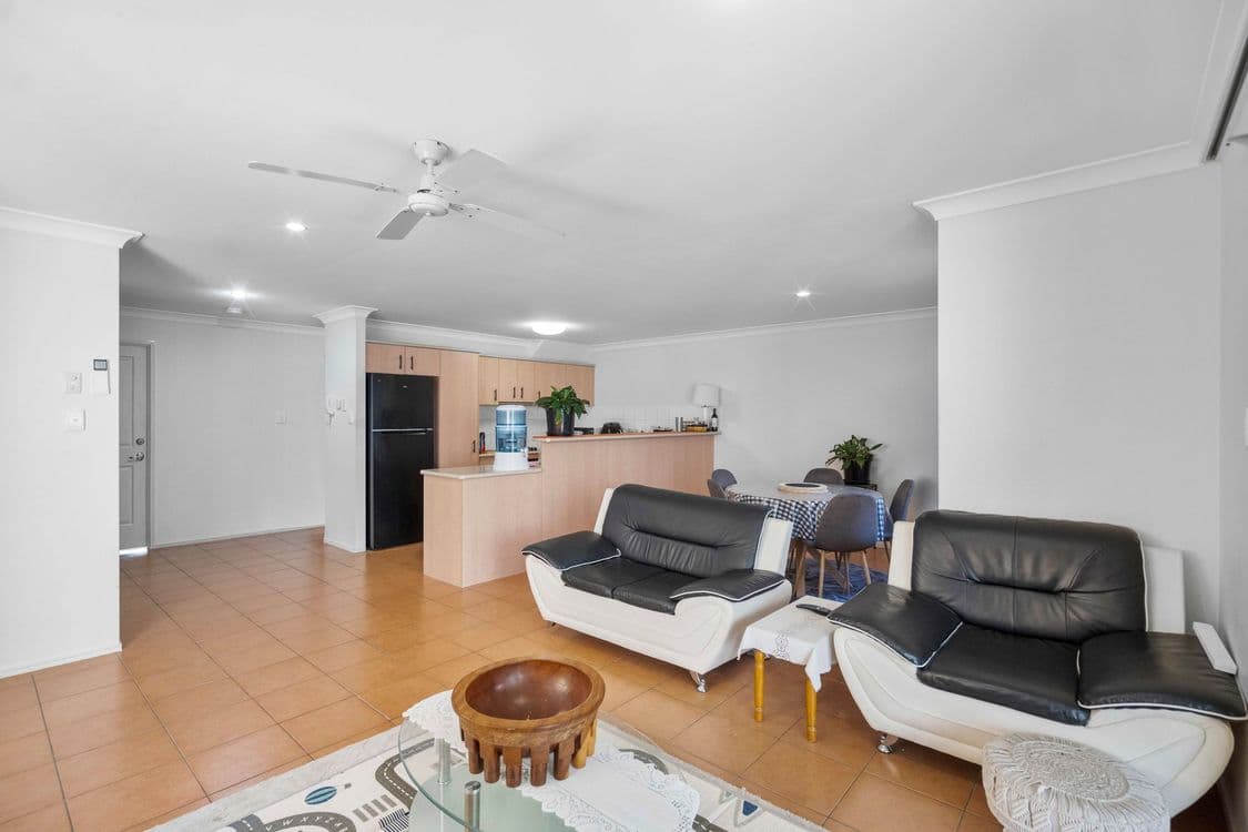 66/13-23 Springfield College Drive, SPRINGFIELD, QLD 4300, Springfield - Thumbnail 2