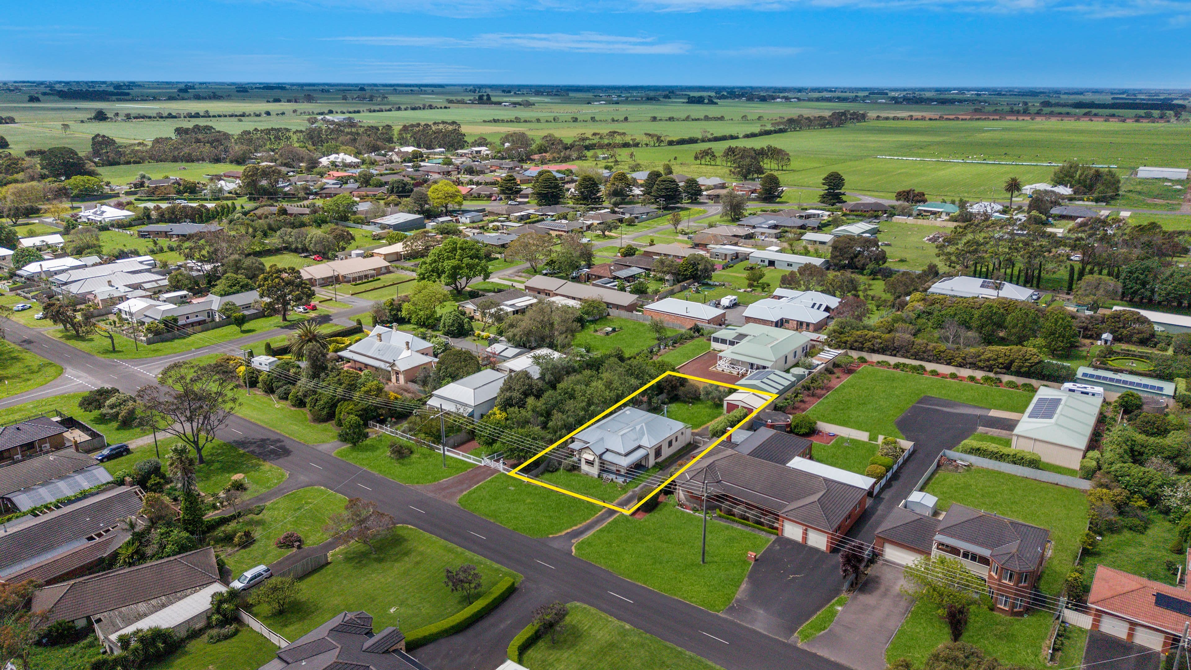 22 Horne Street , Koroit VIC 3282, Koroit - Thumbnail 2