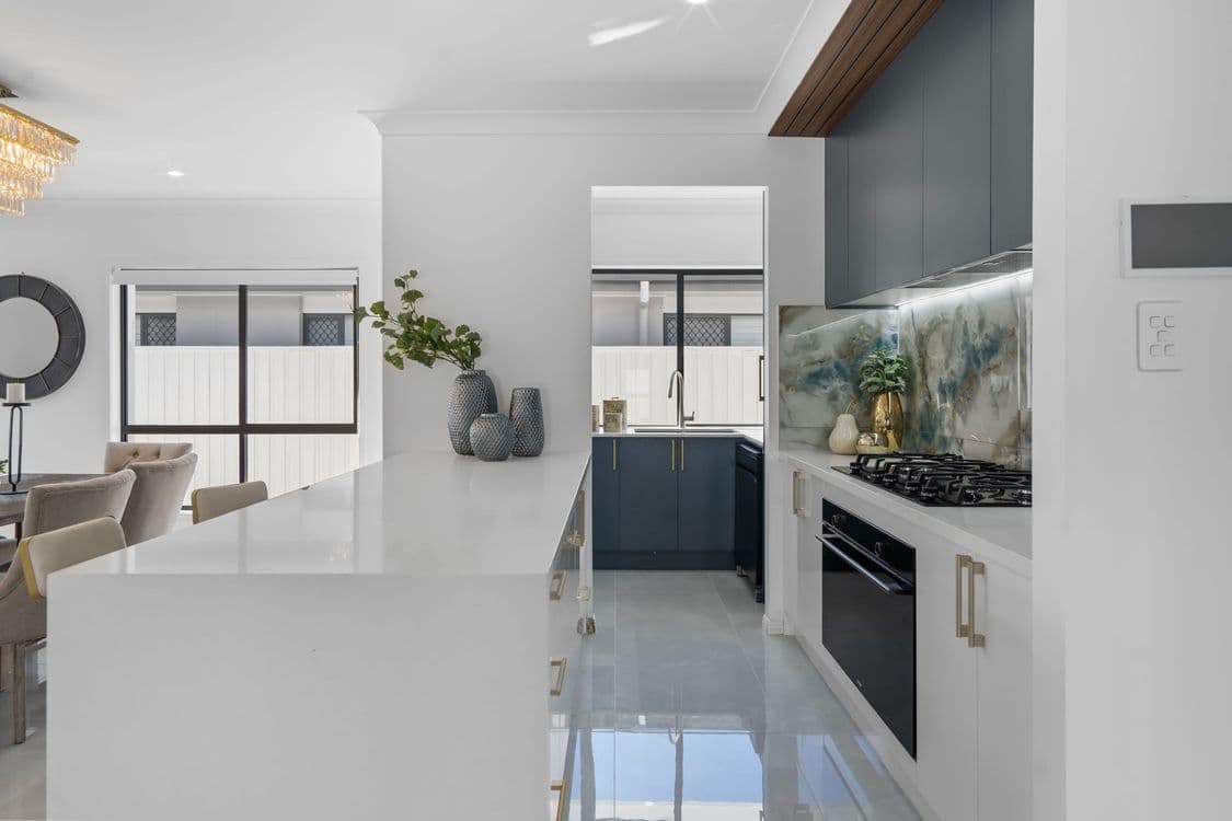 180 Barrams Road, WHITE ROCK, QLD 4306, White Rock - Thumbnail 6