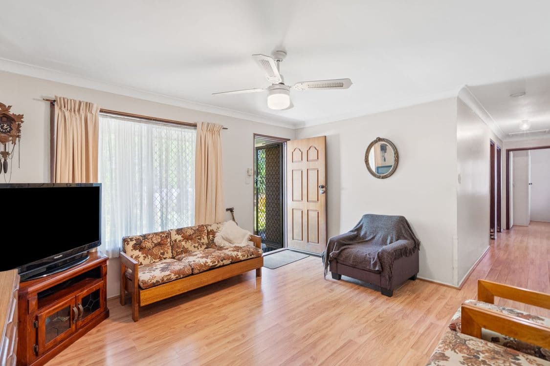 1 Scenic Avenue, BROWNS PLAINS, QLD 4118, Browns Plains - Thumbnail 4