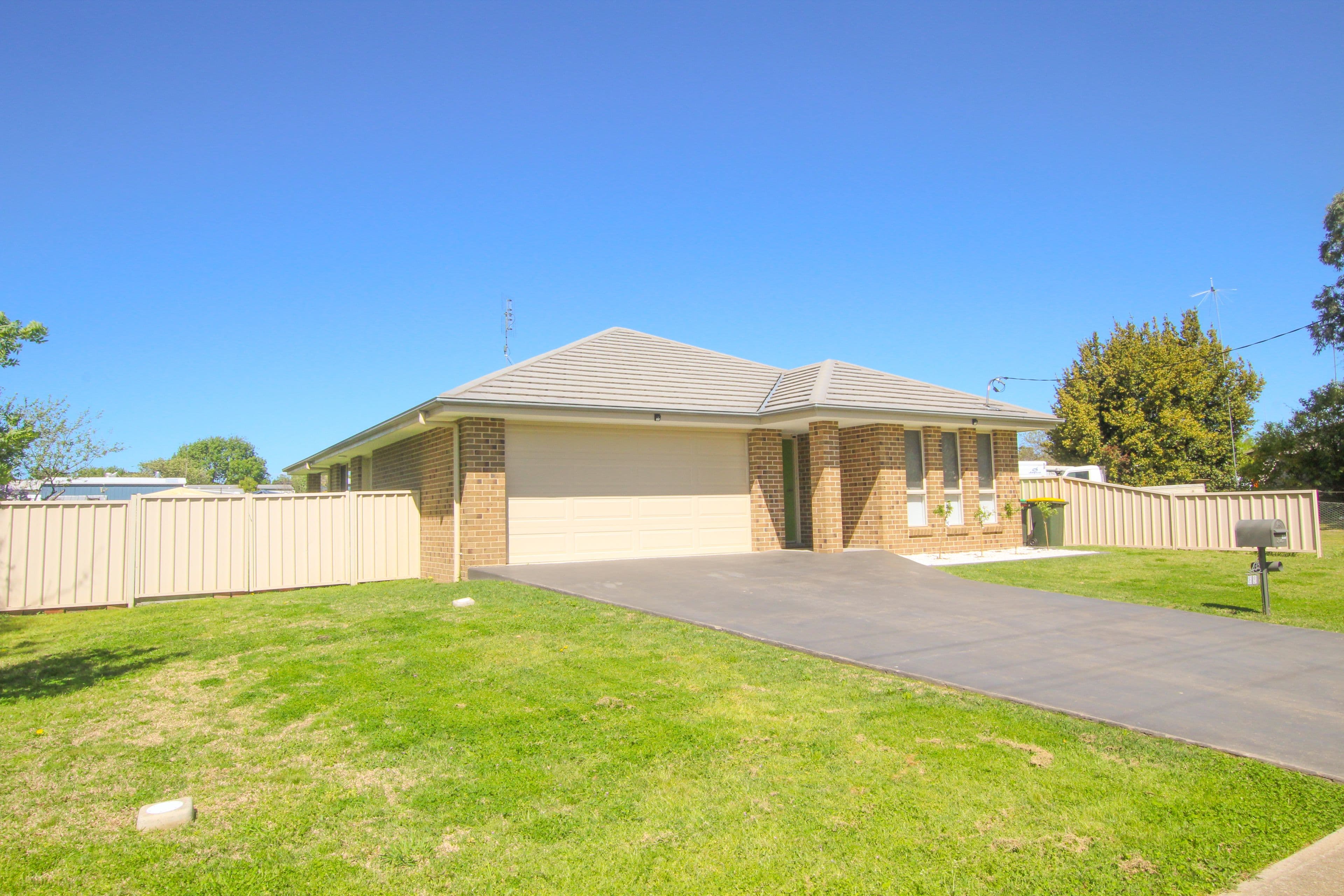36 Court Street , Boorowa NSW 2586, Boorowa - Thumbnail 2
