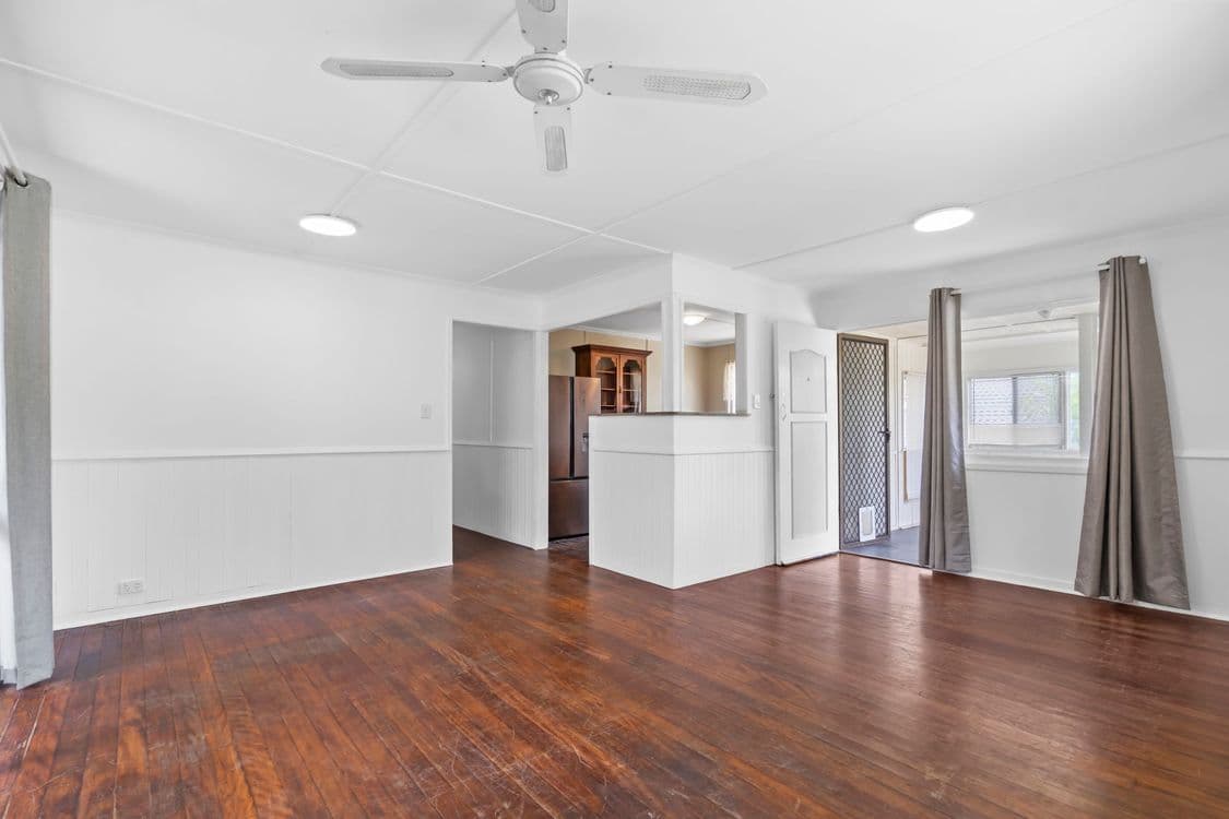15 Plunkett Street, WOODRIDGE, QLD 4114, Woodridge - Thumbnail 4