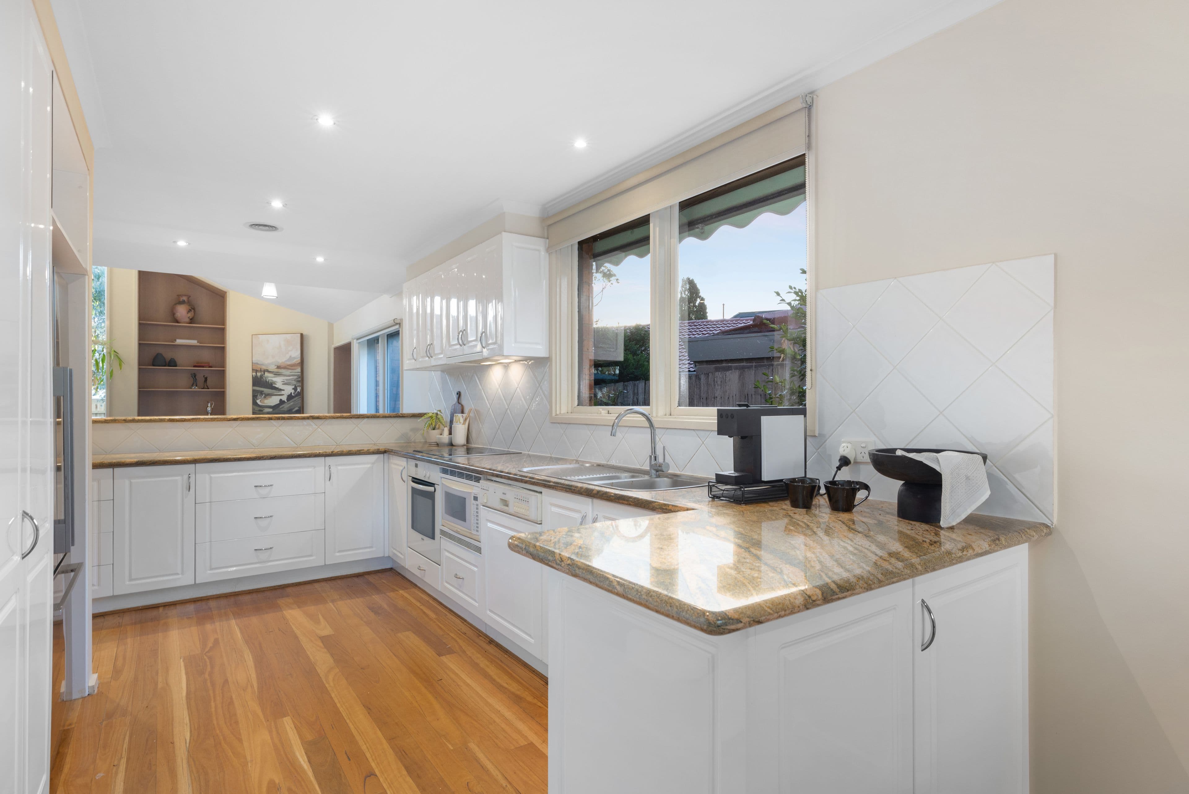 1 The Woodland , Wheelers Hill VIC 3150, Wheelers Hill - Thumbnail 5