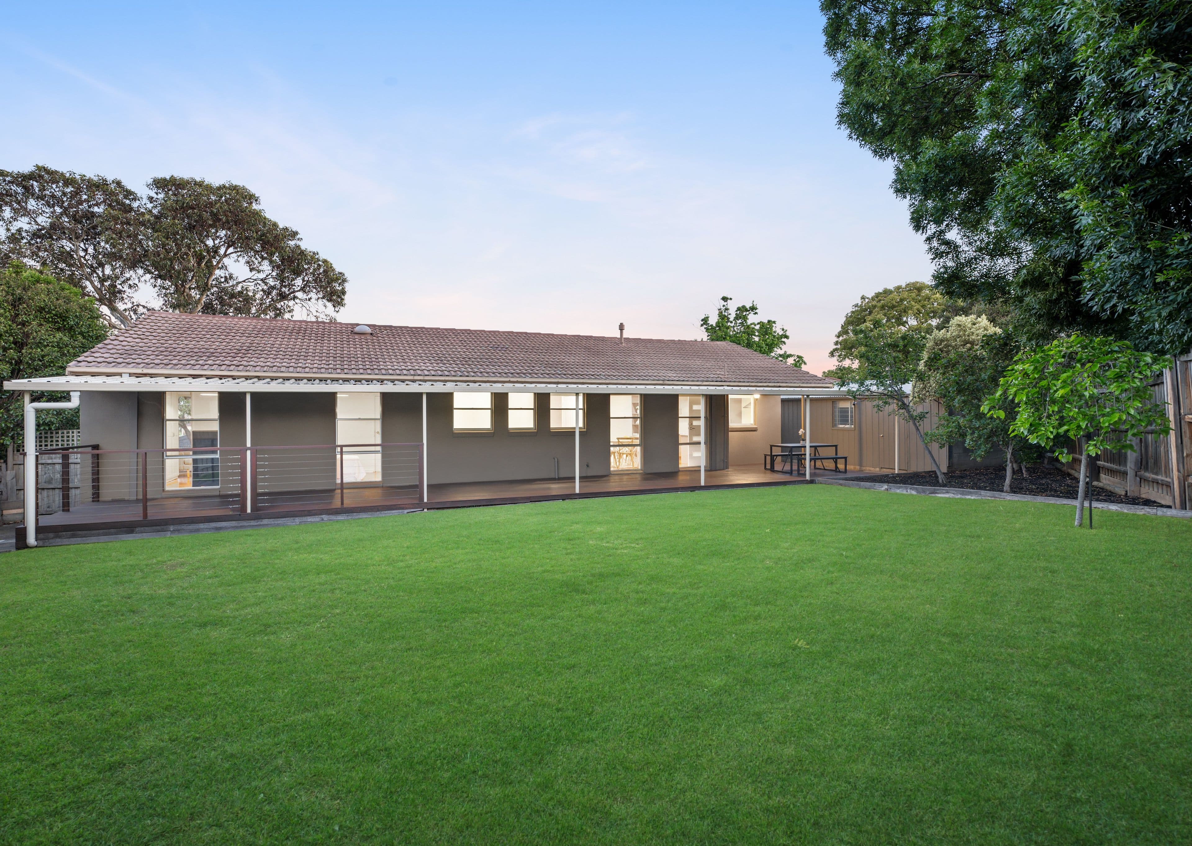 8 Drake Close , Gladstone Park VIC 3043, Gladstone Park - Thumbnail 3