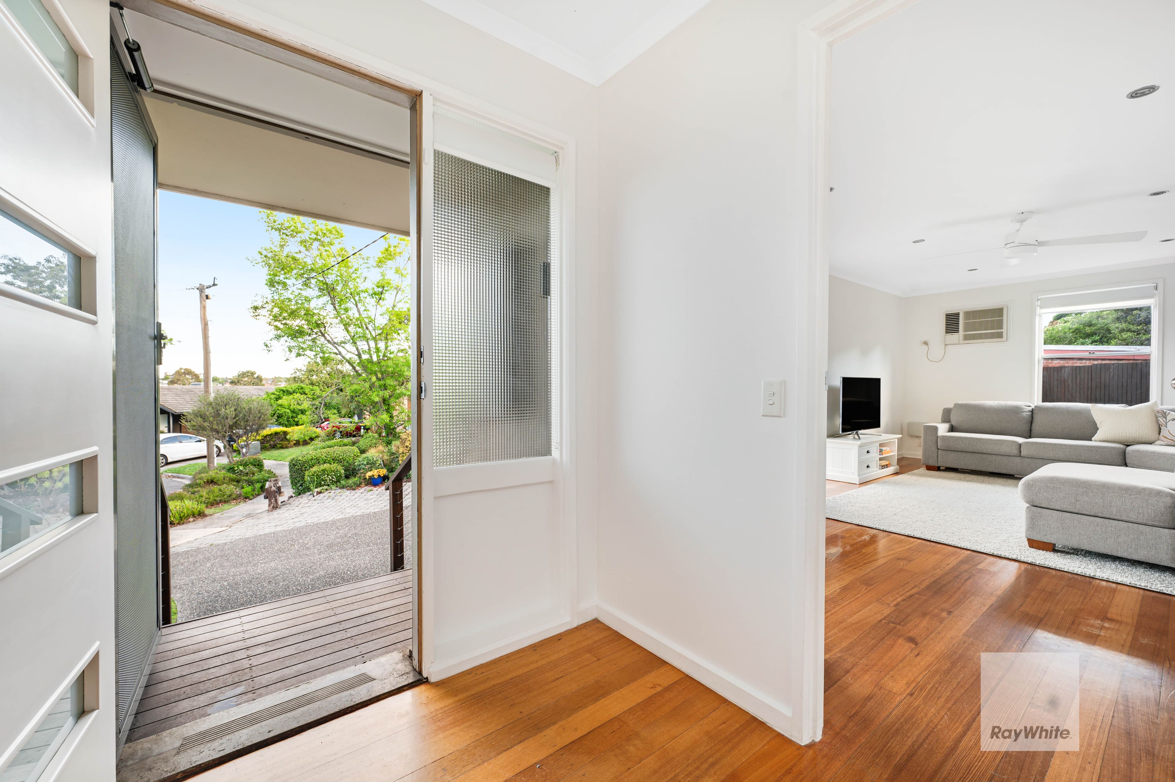8 Drake Close , Gladstone Park VIC 3043, Gladstone Park - Thumbnail 6