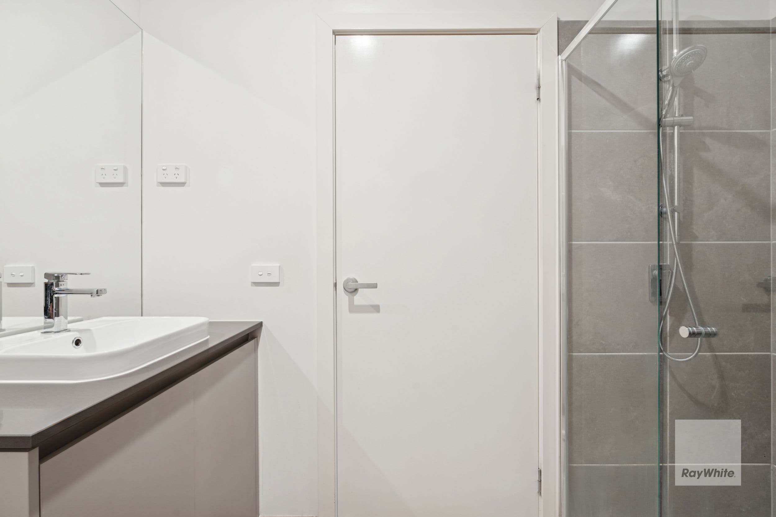 105 Palmdale Crescent , Mambourin VIC 3024, Mambourin - Thumbnail 4