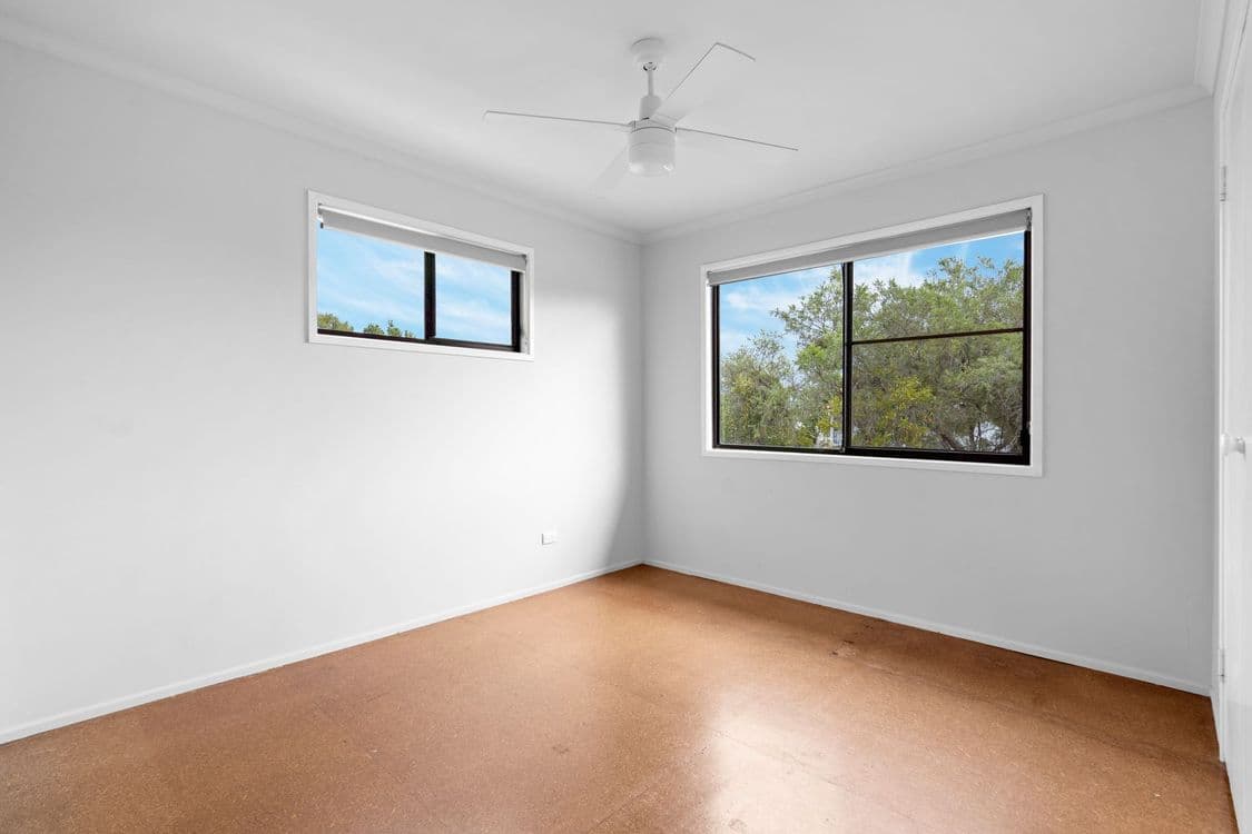 33-33a Aquarius Drive, KINGSTON, QLD 4114, Kingston - Thumbnail 8