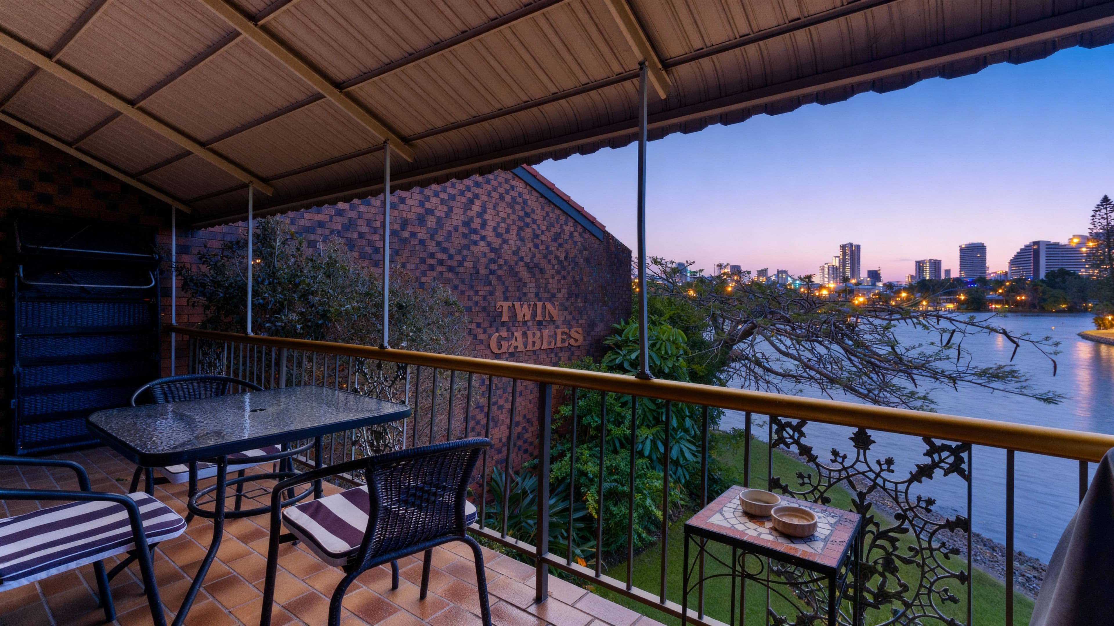 47 Hooker Boulevard , Broadbeach Waters QLD 4218, Broadbeach Waters - Image 1