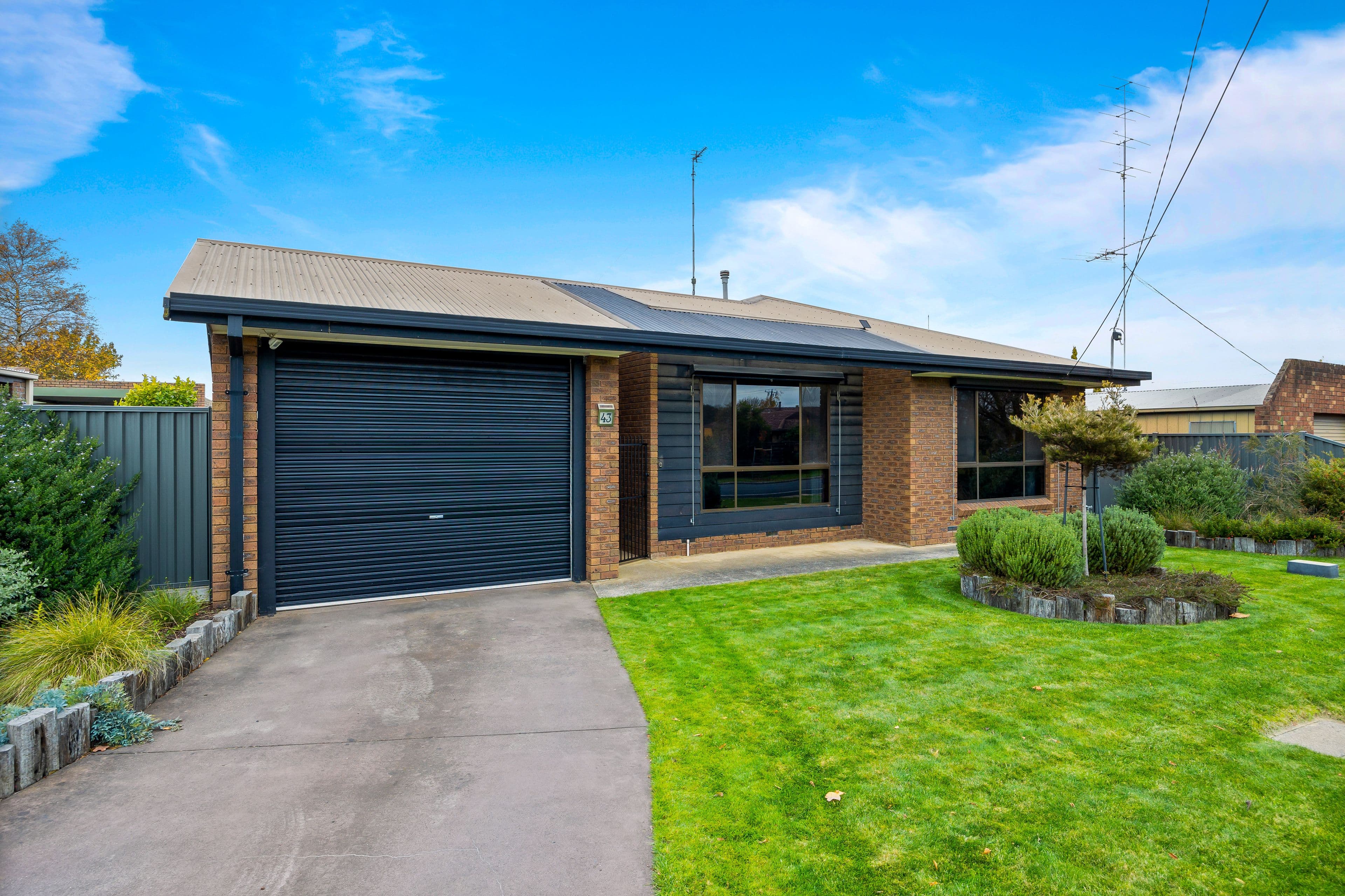 43 Jasmine Drive , Delacombe VIC 3356, Delacombe - Image 1
