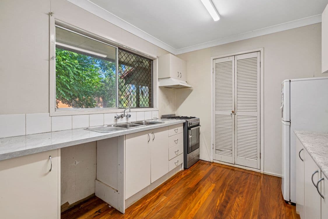 10 Reading Street, LOGAN CENTRAL, QLD 4114, Logan Central - Thumbnail 3