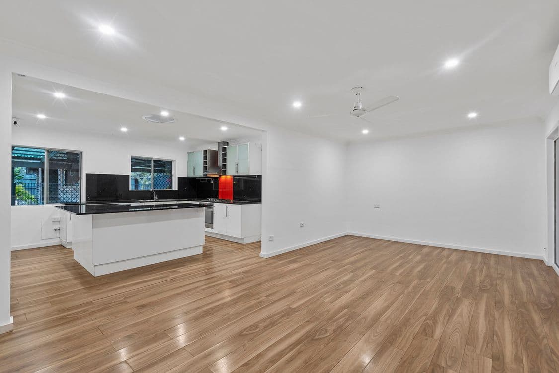 13 Pope Street, LOGAN CENTRAL, QLD 4114, Logan Central - Thumbnail 4