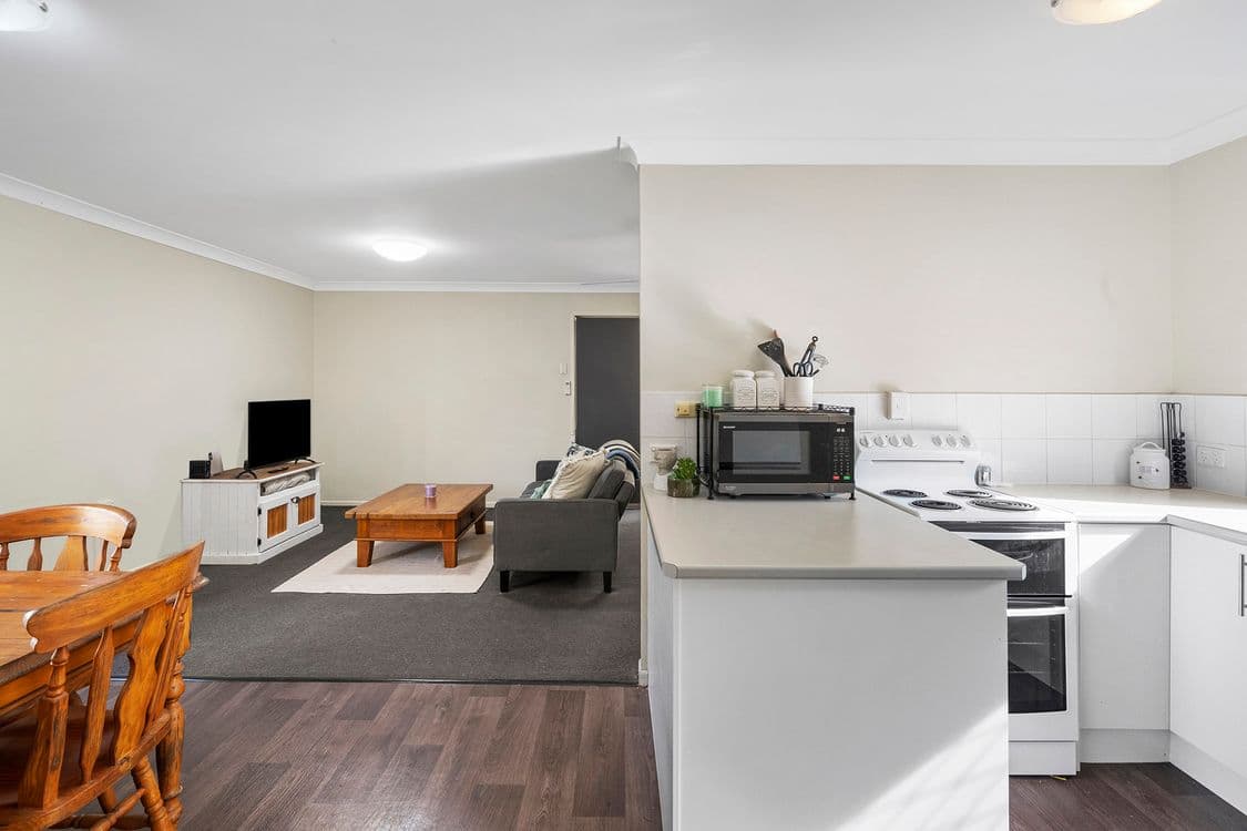 31 George Street, KINGSTON, QLD 4114, Kingston - Thumbnail 2