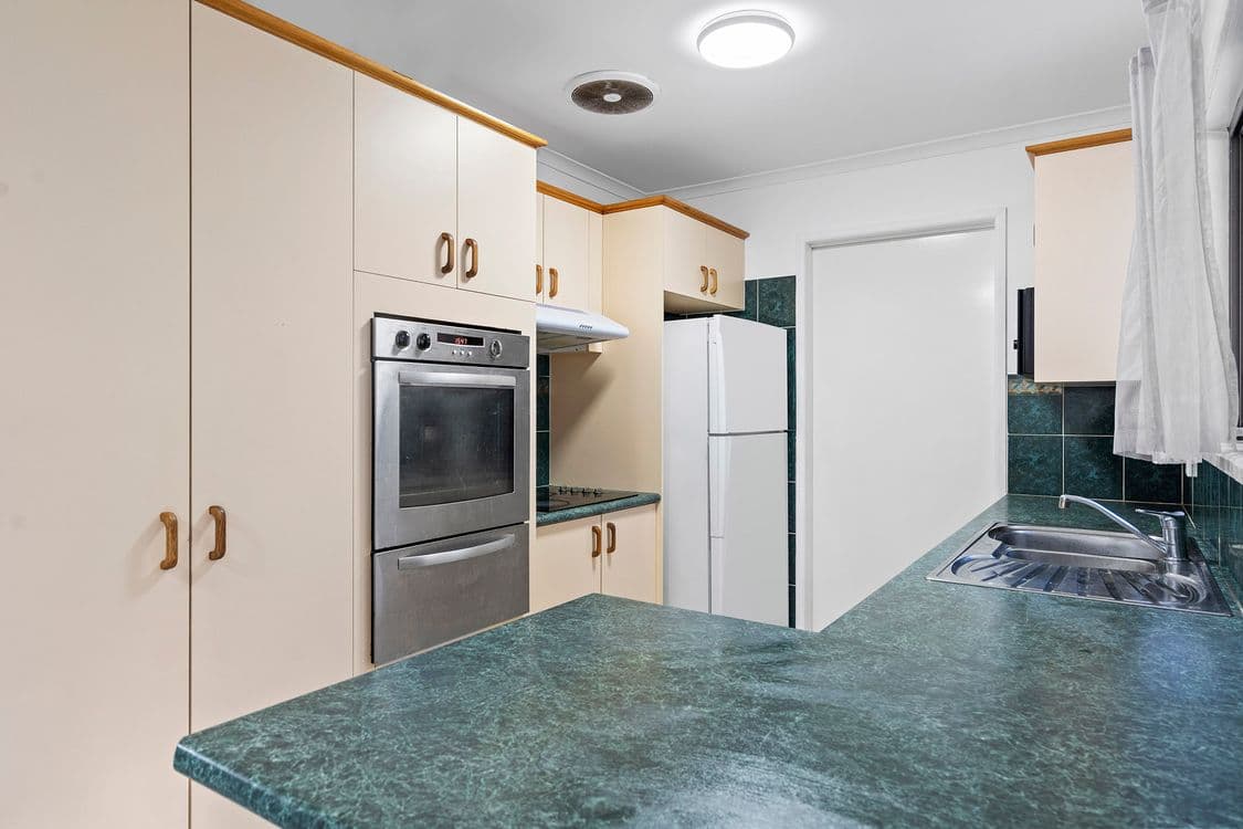 10 Emerald Street, MARSDEN, QLD 4132, Marsden - Thumbnail 7