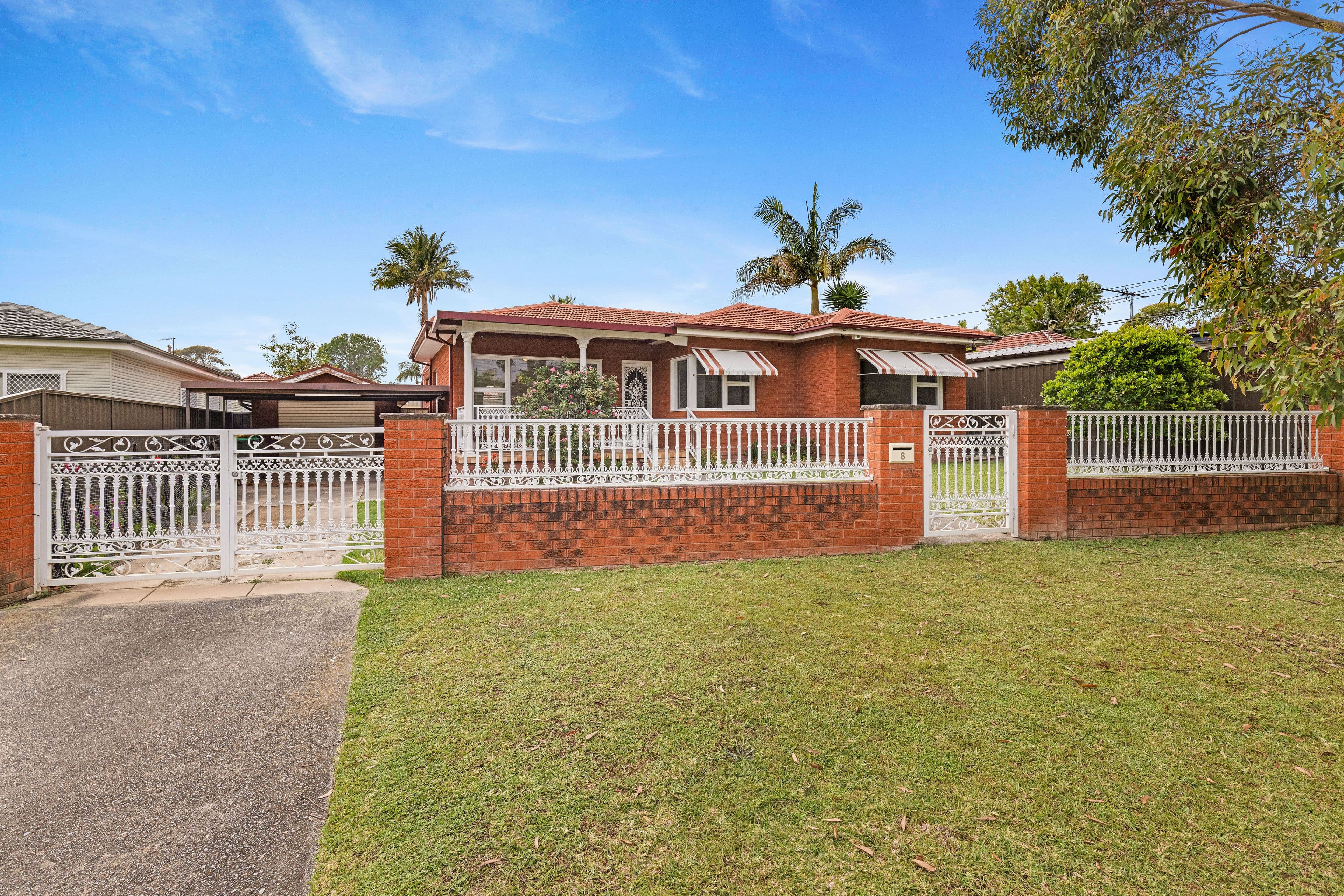 8 Goodacre Avenue , Miranda NSW 2228, Miranda - Thumbnail 2