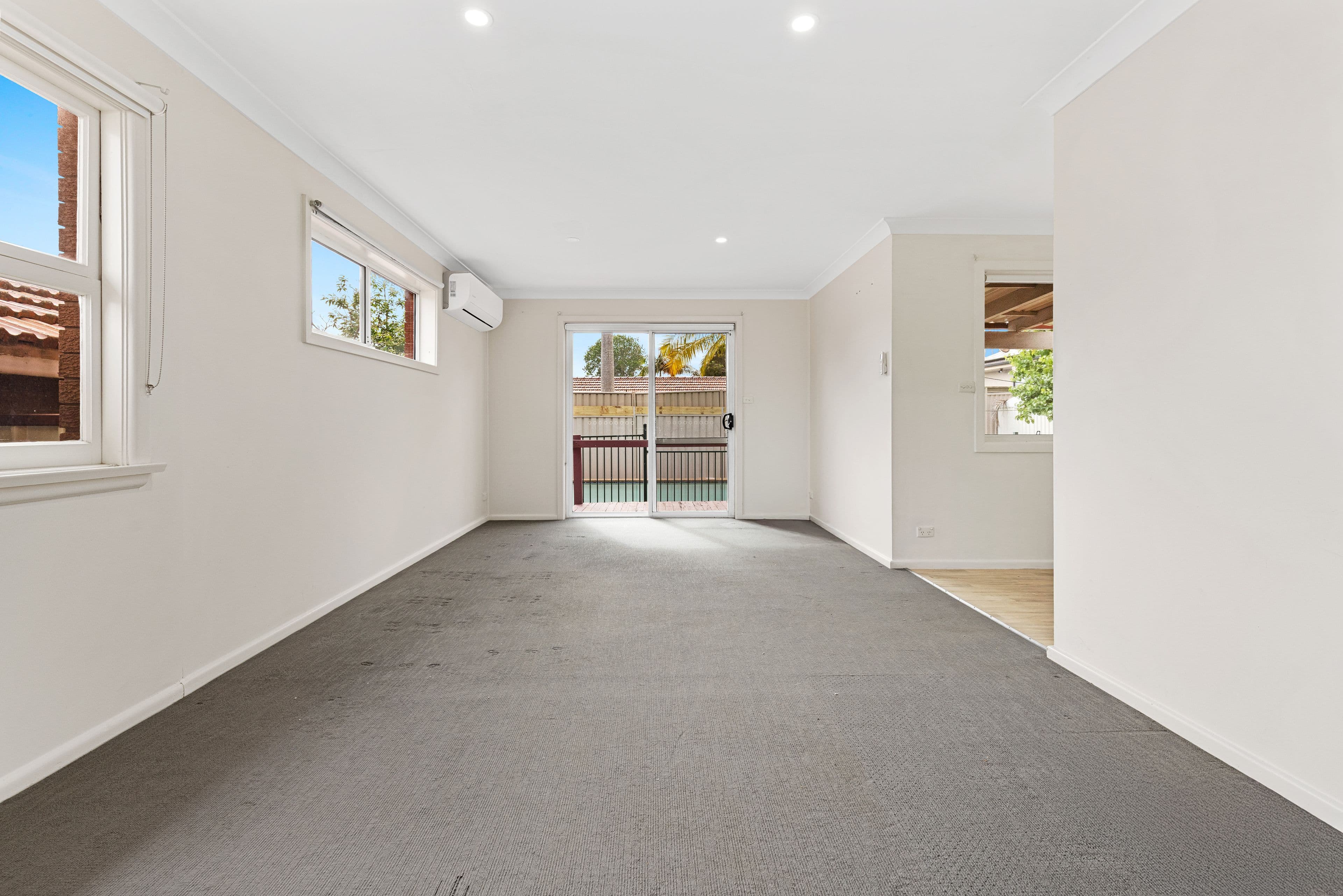8 Goodacre Avenue , Miranda NSW 2228, Miranda - Thumbnail 4
