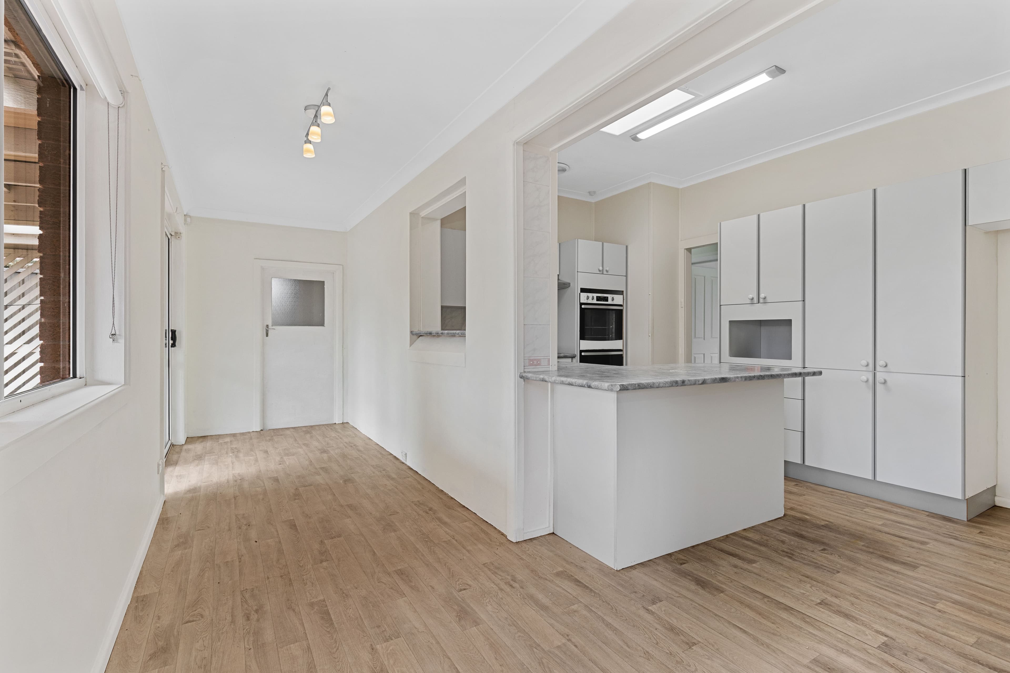 8 Goodacre Avenue , Miranda NSW 2228, Miranda - Thumbnail 5