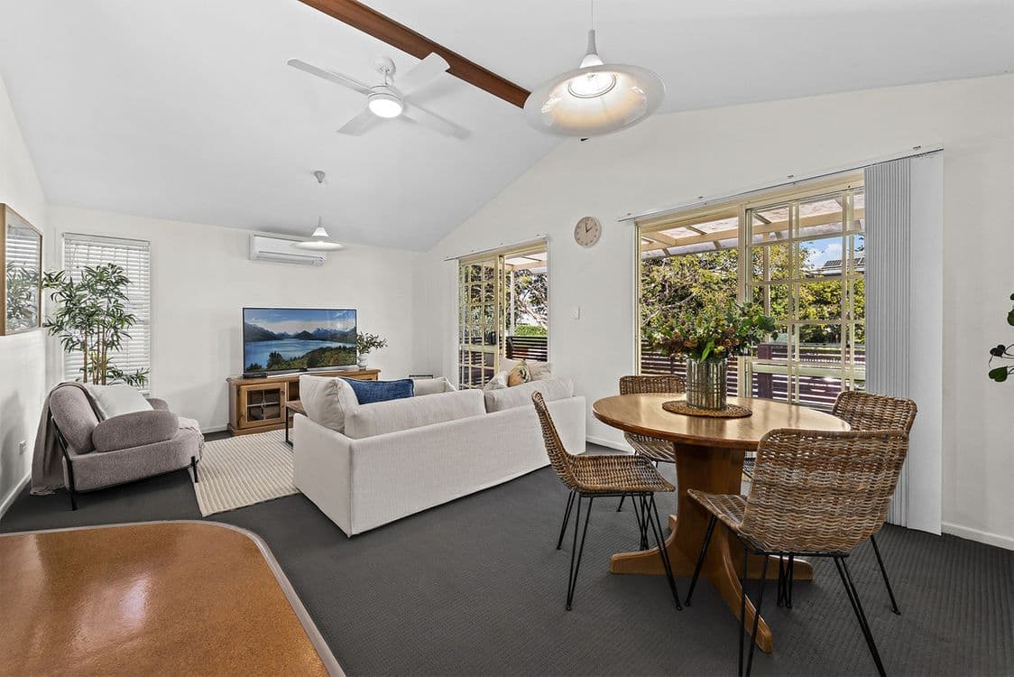 21 Violet Street, YERONGA, QLD 4104, Yeronga - Thumbnail 2